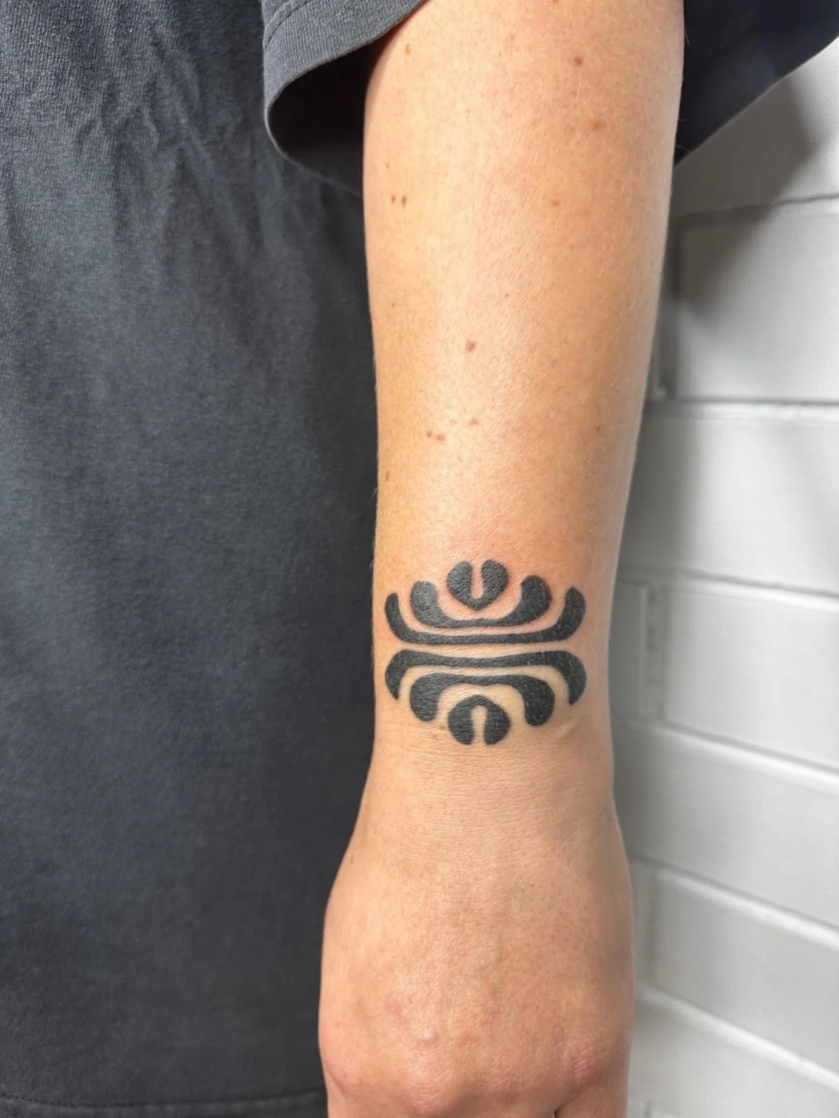 Artist Studio LNE: Abstract talisman, hand poked