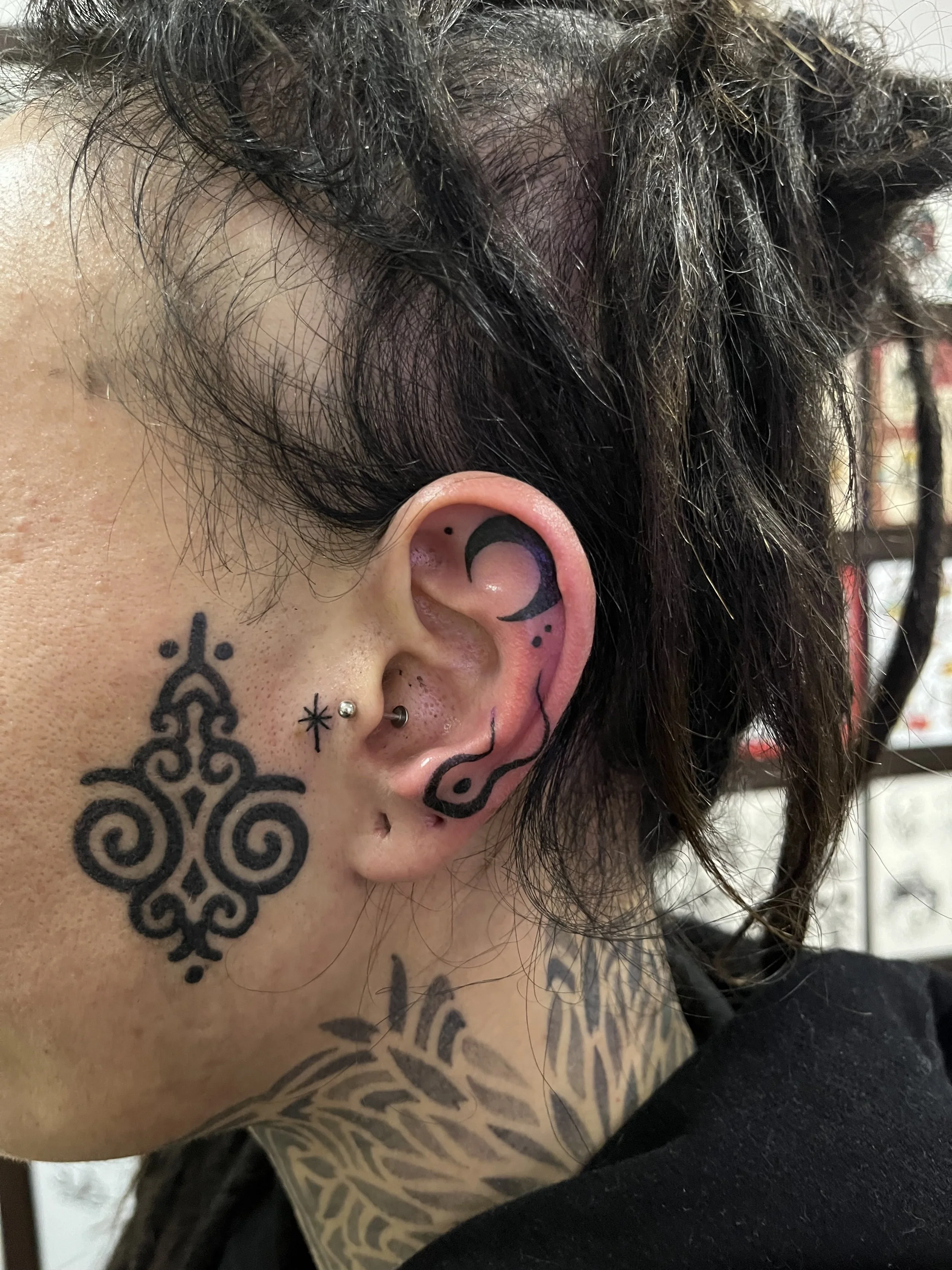 Artist: Aleia Accioly— Ear piece 