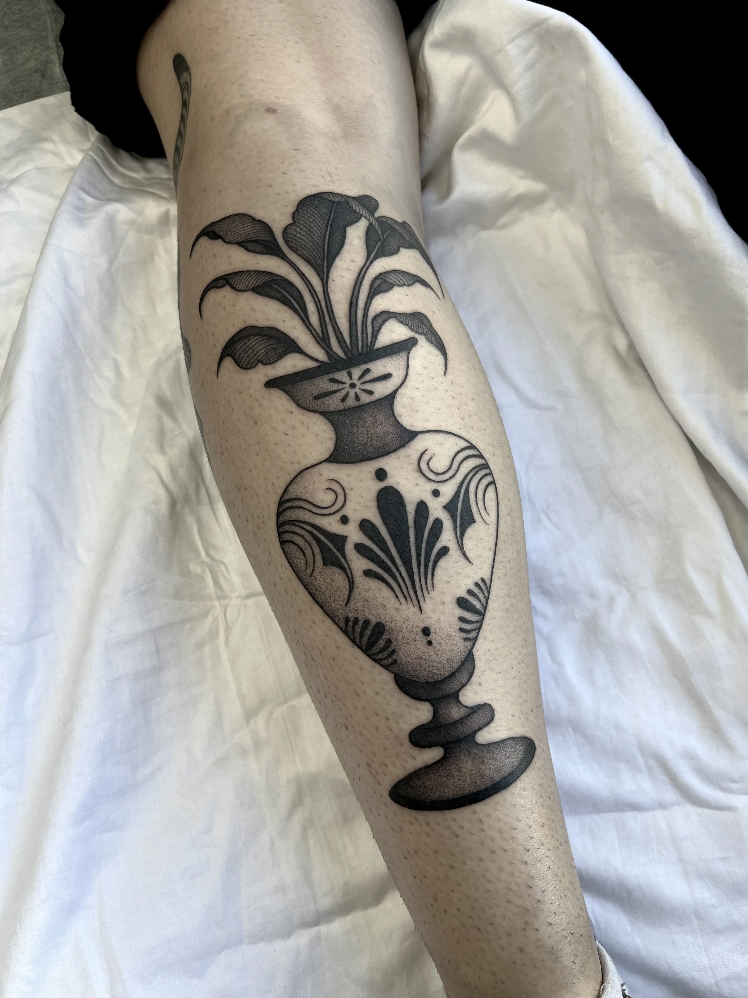 Artist: Aleia Accioly—  Floral Vase Calf piece 
