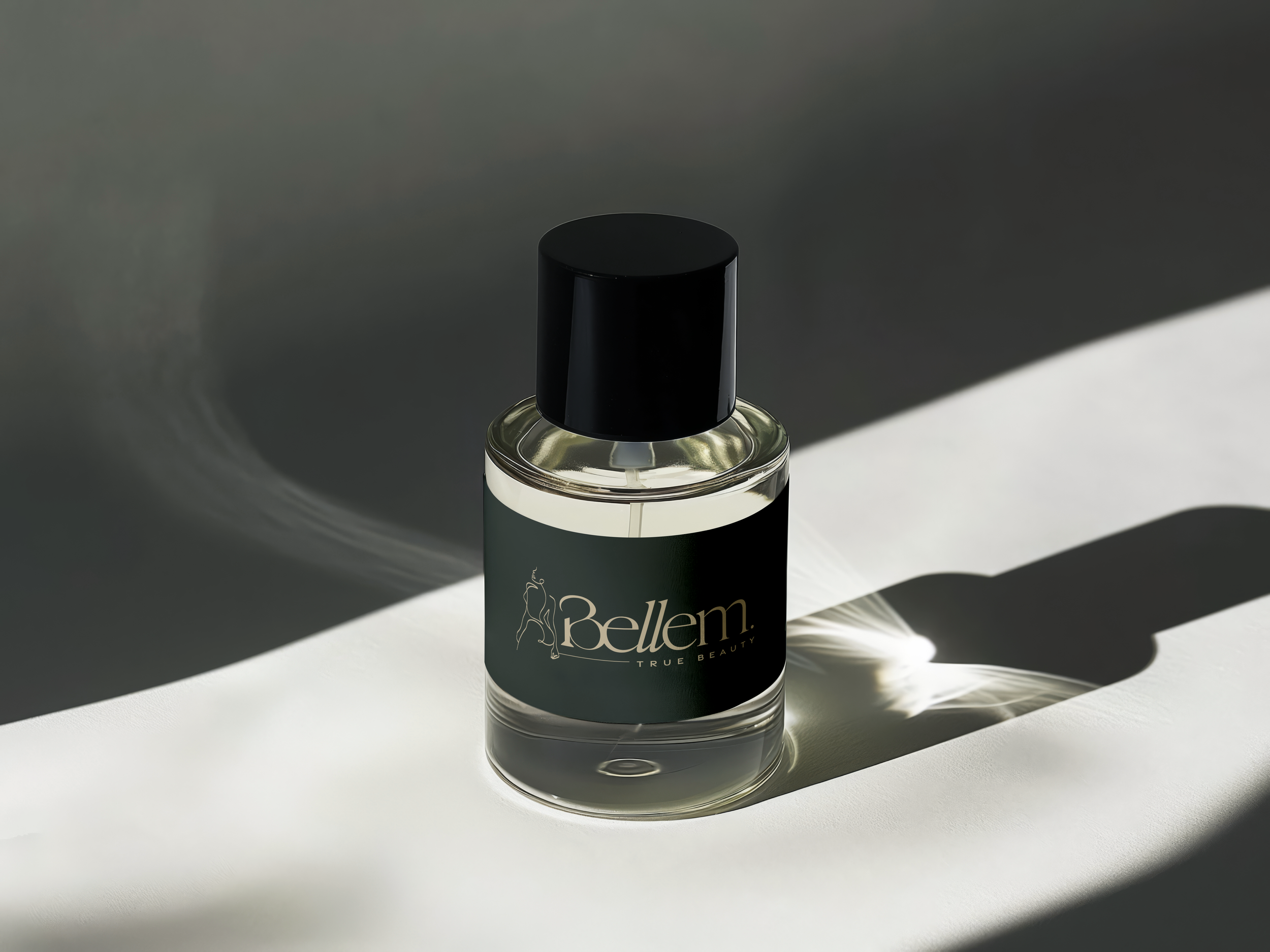 Free_Perfume_Bottle_Mockup.png