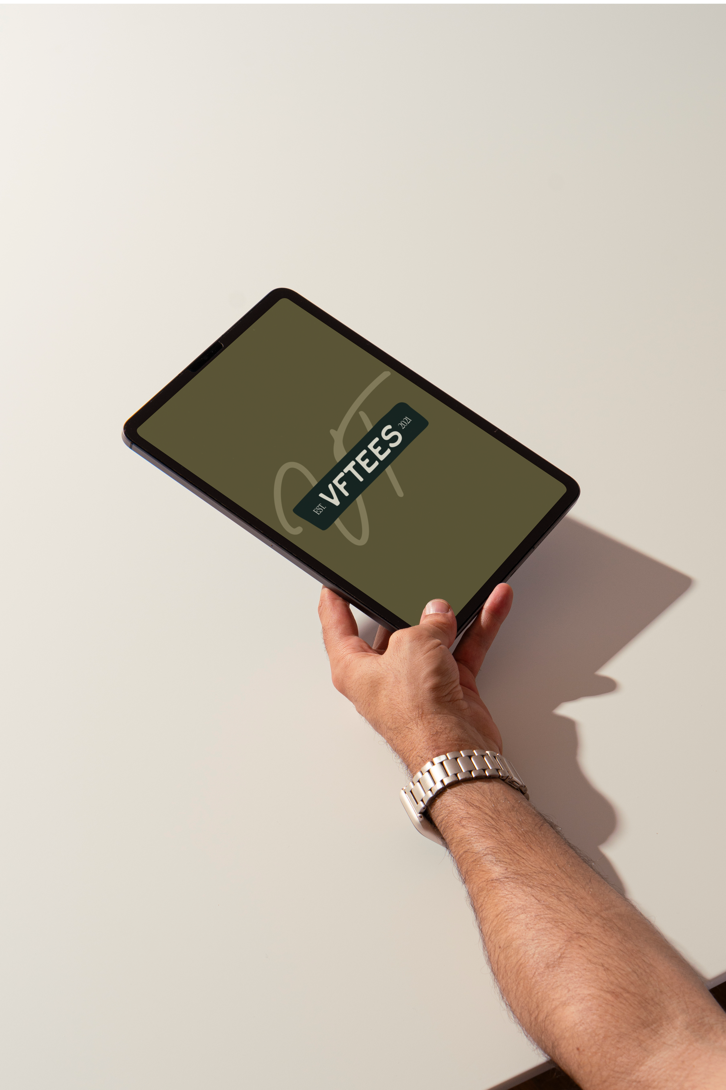 Bendito_Mockup-MT-Free-Ipad.png
