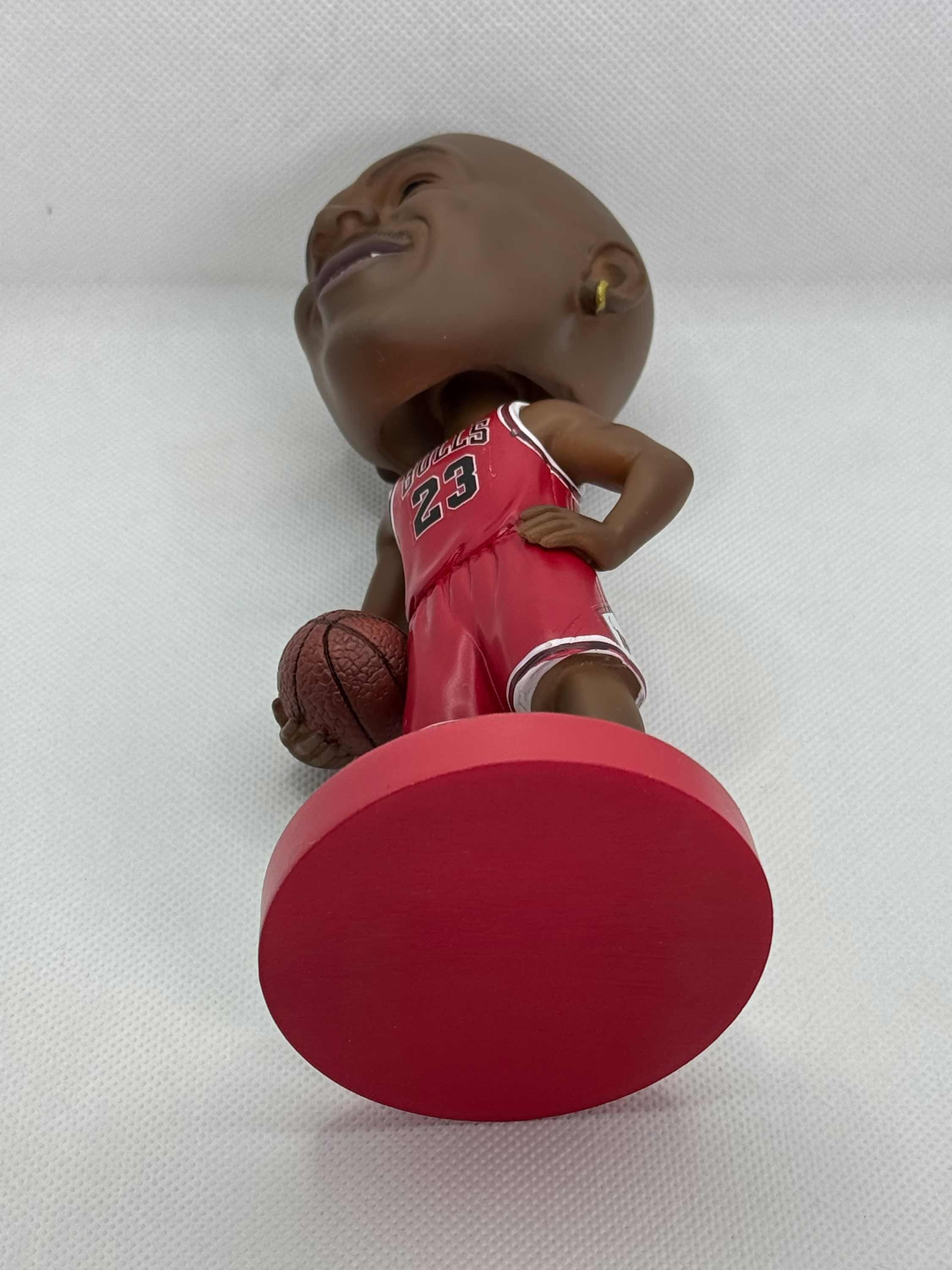 Michael_Jordan_8_inch_Bobblehead_7.jpg