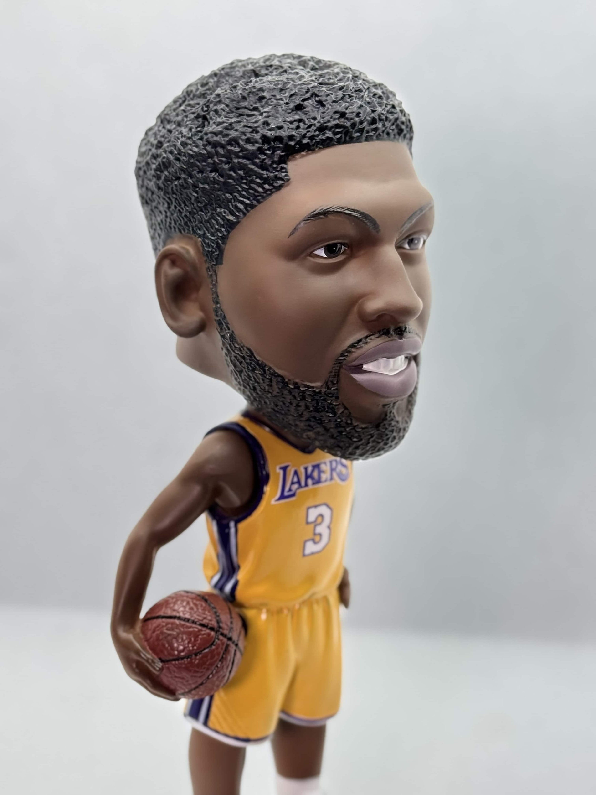 Anthony_Davis_8_inch_Bobblehead_4.jpeg