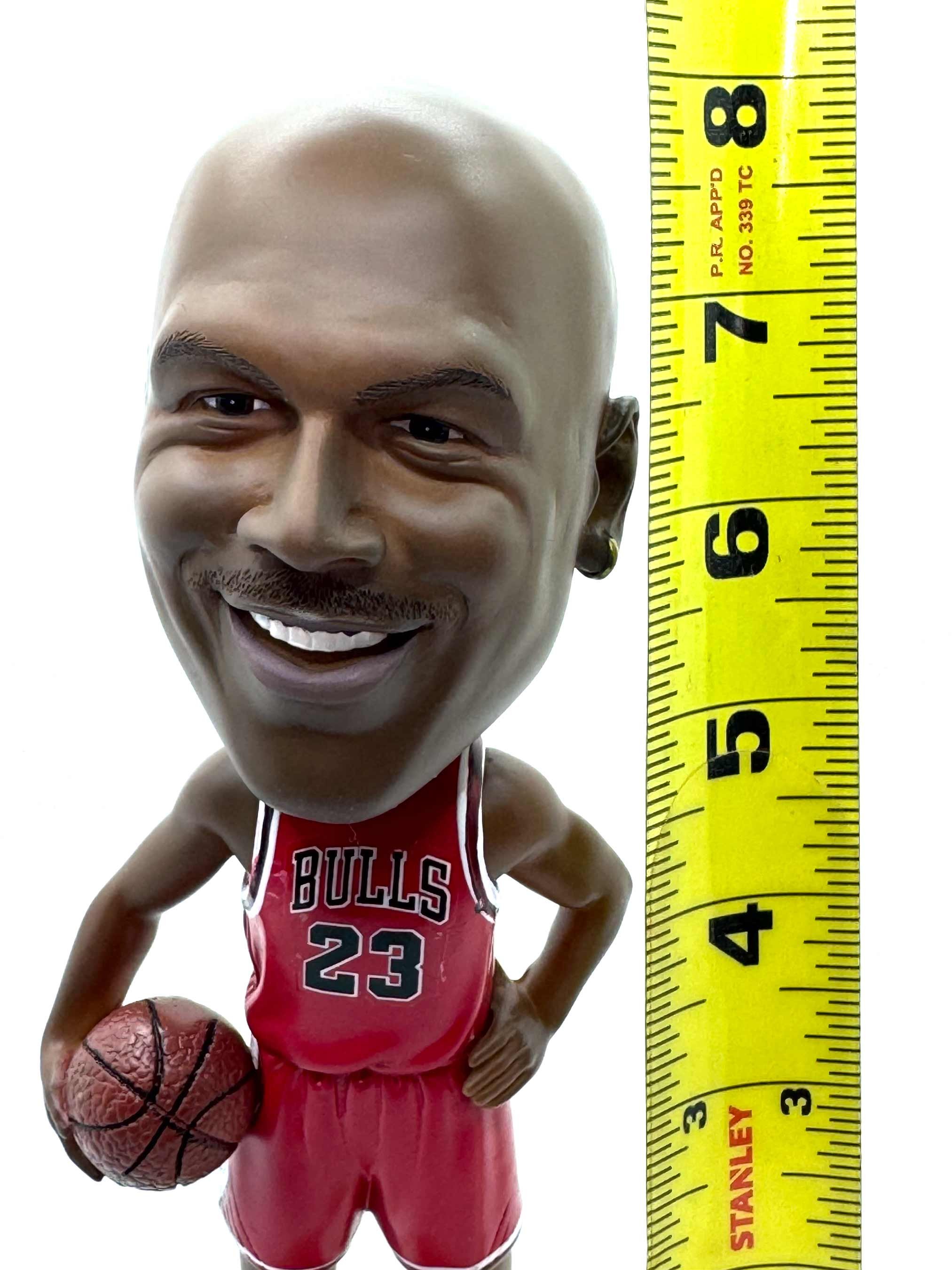 Michael_Jordan_8_inch_Bobblehead_8.jpg