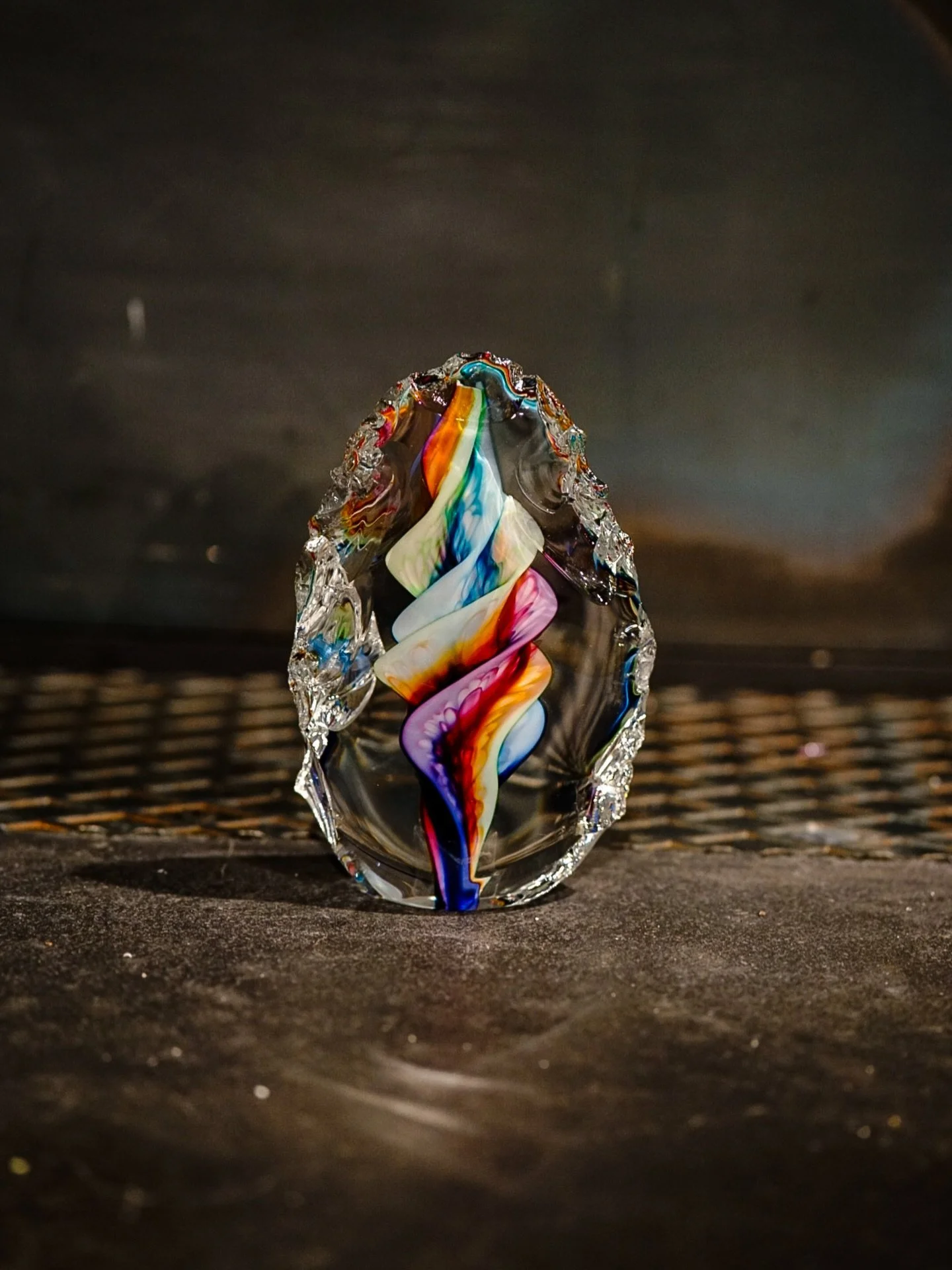 &ldquo;Spearhead&rdquo;

-Full Spectrum

-2023

#glass #glassart #glassdesign #handmade #glassblowing #art #design #glassvase #glasssculpture #glas #glaskonst #glasriket #spearhead #chippedglass