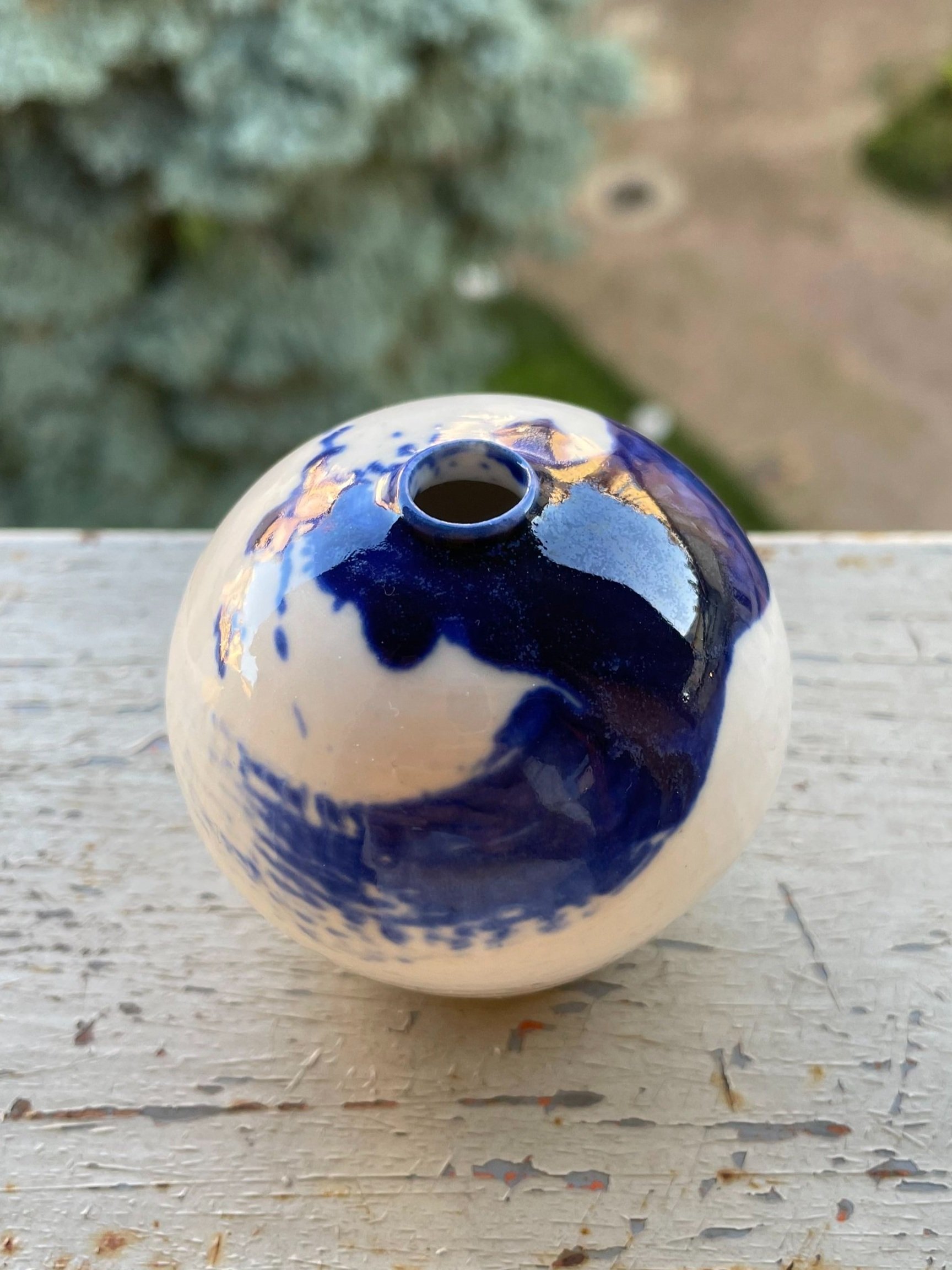 Mini_porcelain_moon_jar_%282%29.jpg