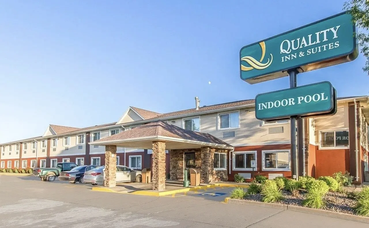 Paramount Lodging Advisors (PLA) Presents Quality Inn &amp; Suites Eau Claire, Eau Claire, WI
