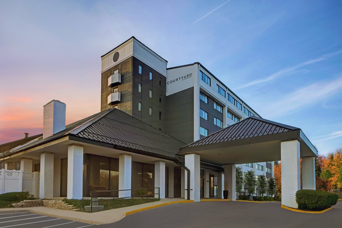 Courtyard by Marriott Elmhurst/Oakbrook, IL