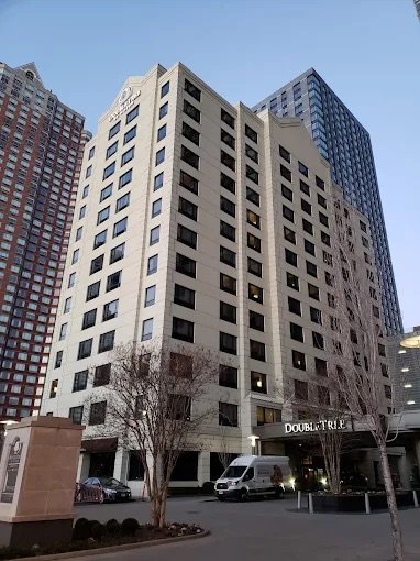 DoubleTree by Hilton Hotel & Suites Jersey City, NJ