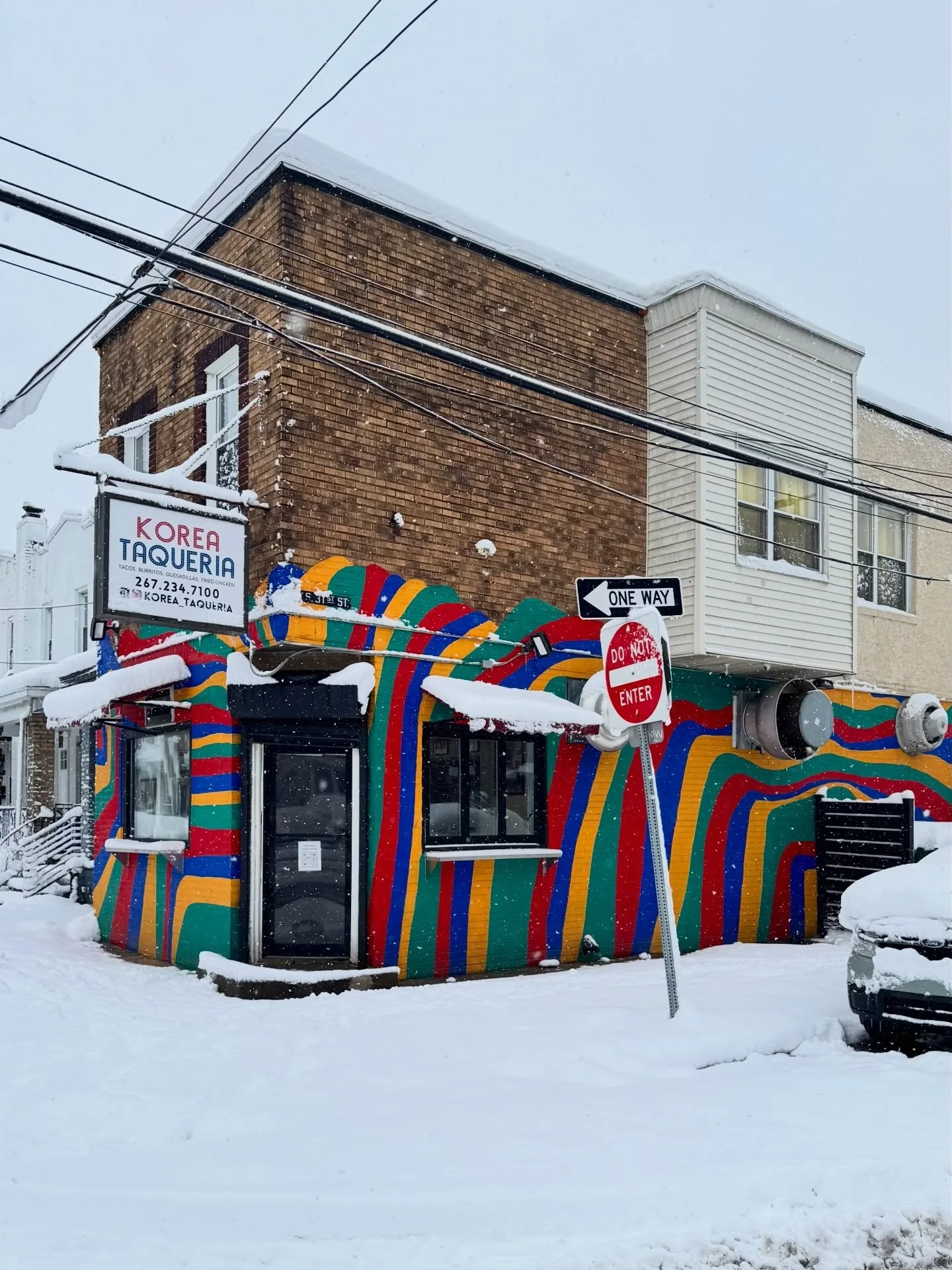 This morning at our South Philly Taqueria ! A nice pop of color amongst all the white in Grays Ferry. Morning prep shifts were replaced with snow removal, shoutout to our crew even moving the snow off-site 💪 University City is closed today (Monday),