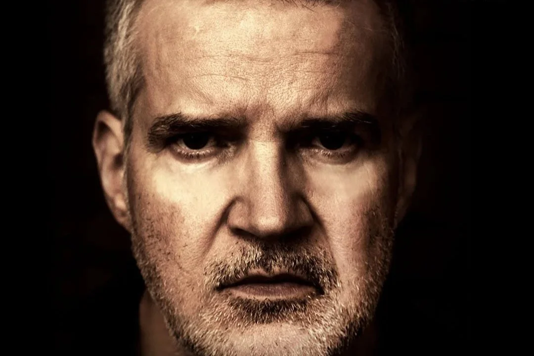 LLOYD COLE GOES ELECTRIC FOR NEW TOUR IN AUSTRALIA