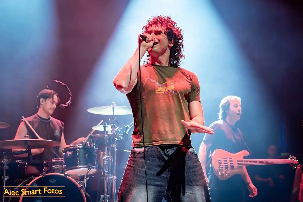 LIVE REVIEW: DON BROCO + REDHOOK + FUTURE STATIC @ THE PRINCESS THEATRE 04/09/25