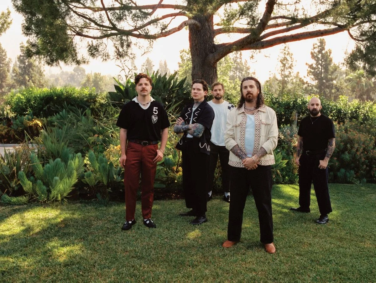 THE DEVIL WEARS PRADA REVEAL NEW ALBUM FLOWERS