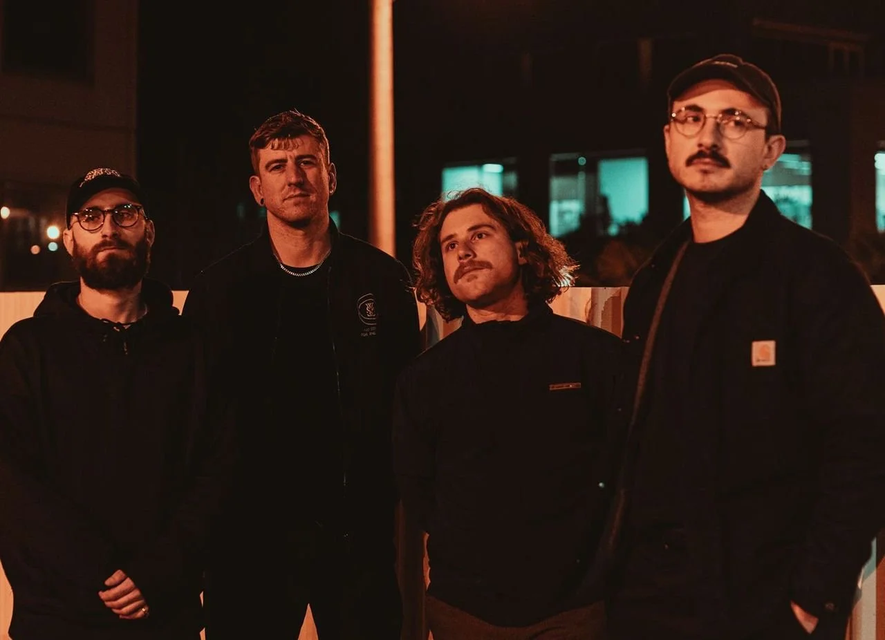 divedown SHARE NEW SINGLE "I WANT TO SEE IT ALL"