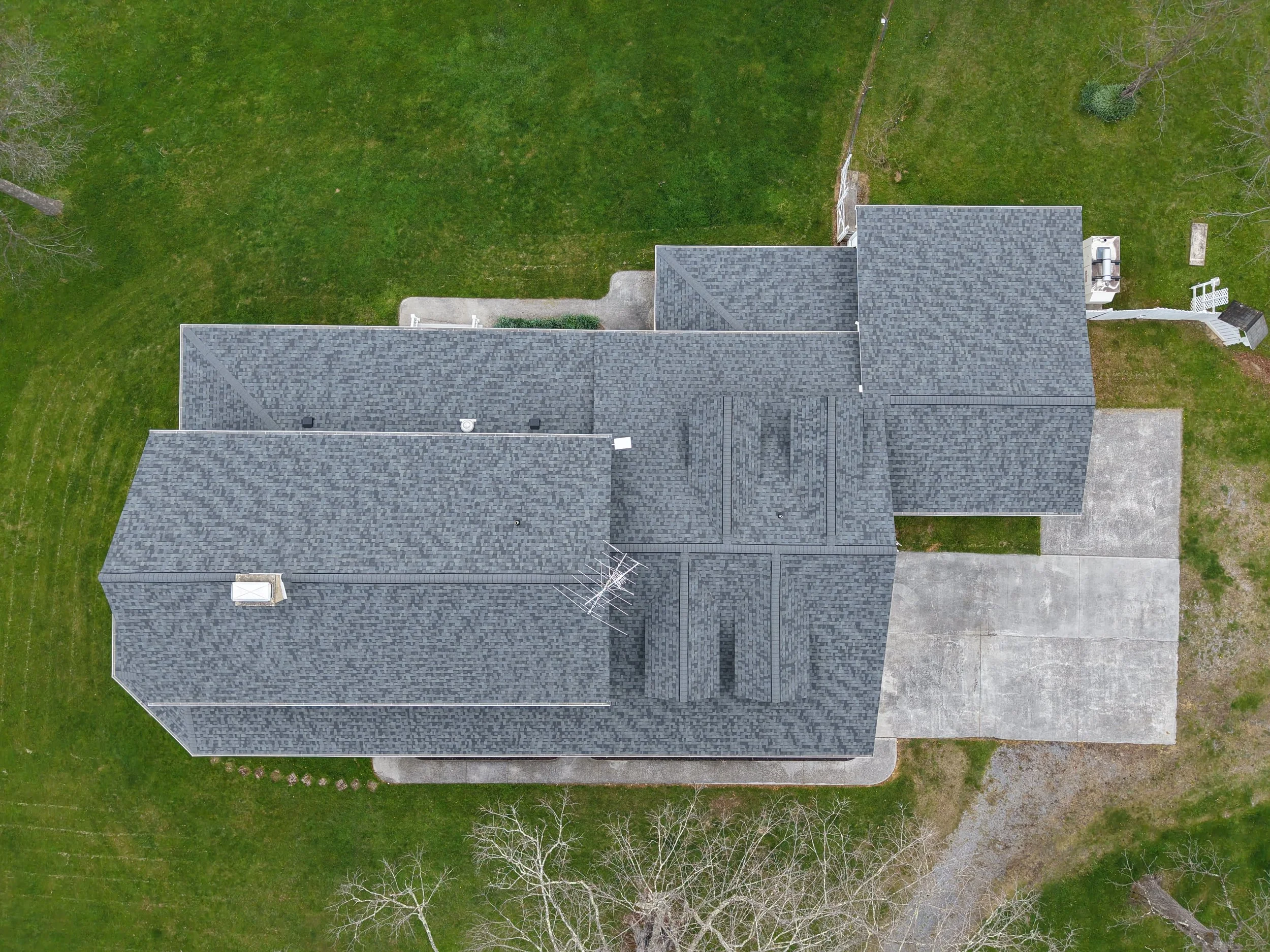 dji_fly_20260422_135538_0040_1776880870087_photo.jpg