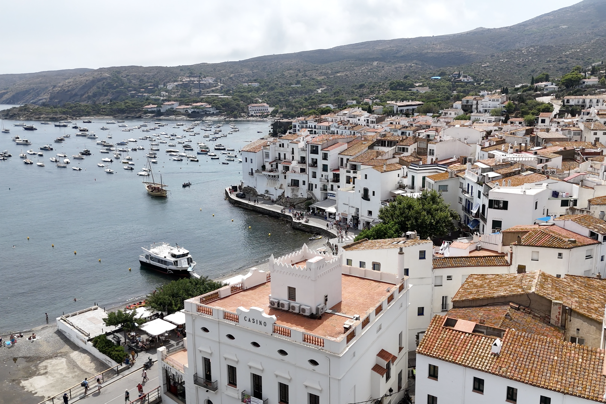 Cadaques+-+Casino+-+Costa+Brava.png