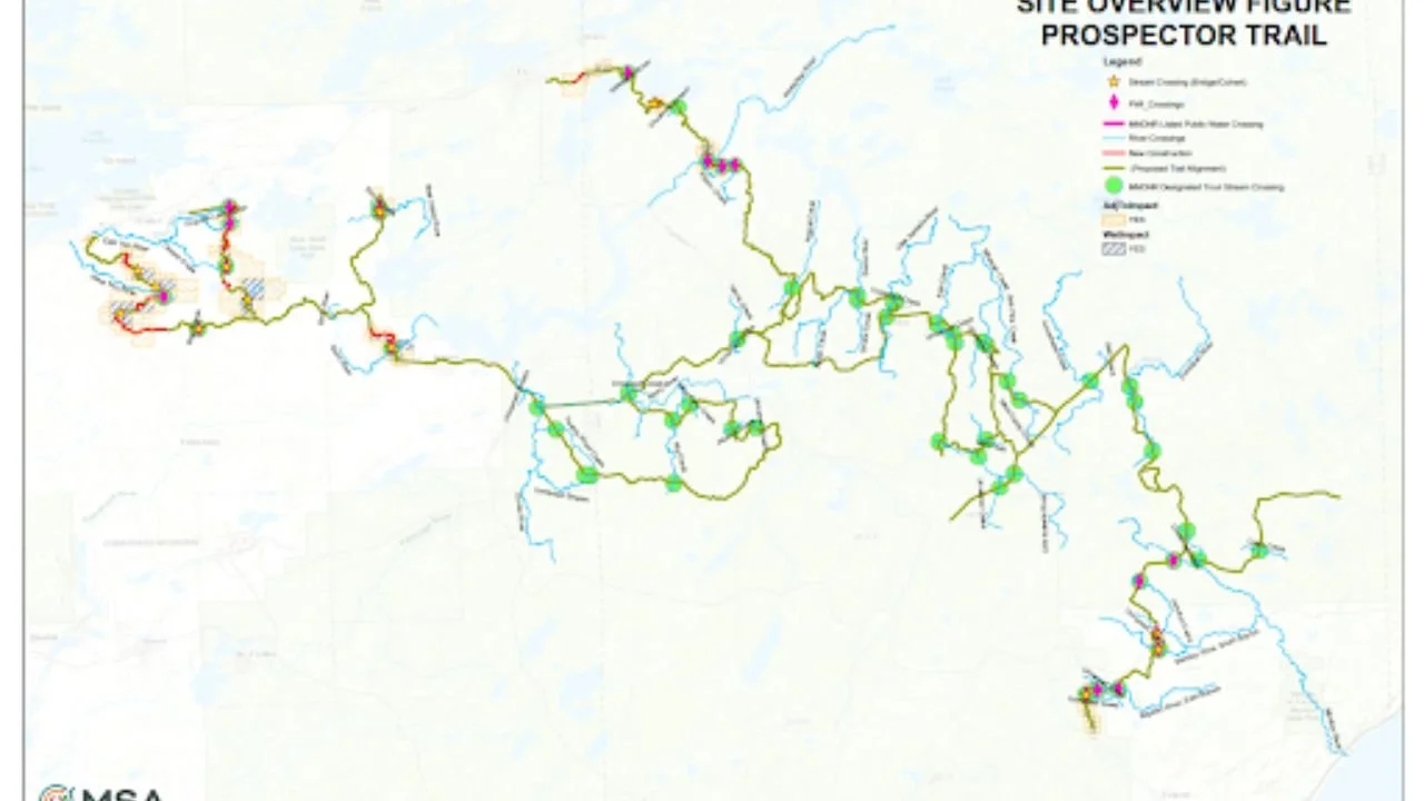 romantic-minnesota-getaways-hiking-trails (5).jpg