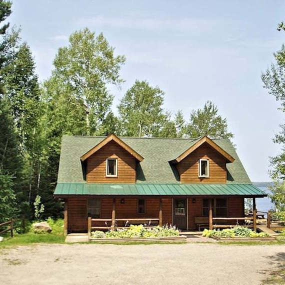Diamond Willow Retreat