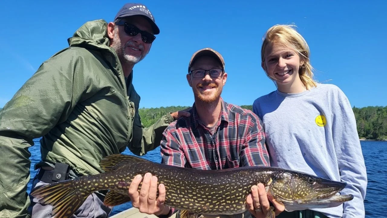 cabins-with-hot-tubs-near-me-ely-mn