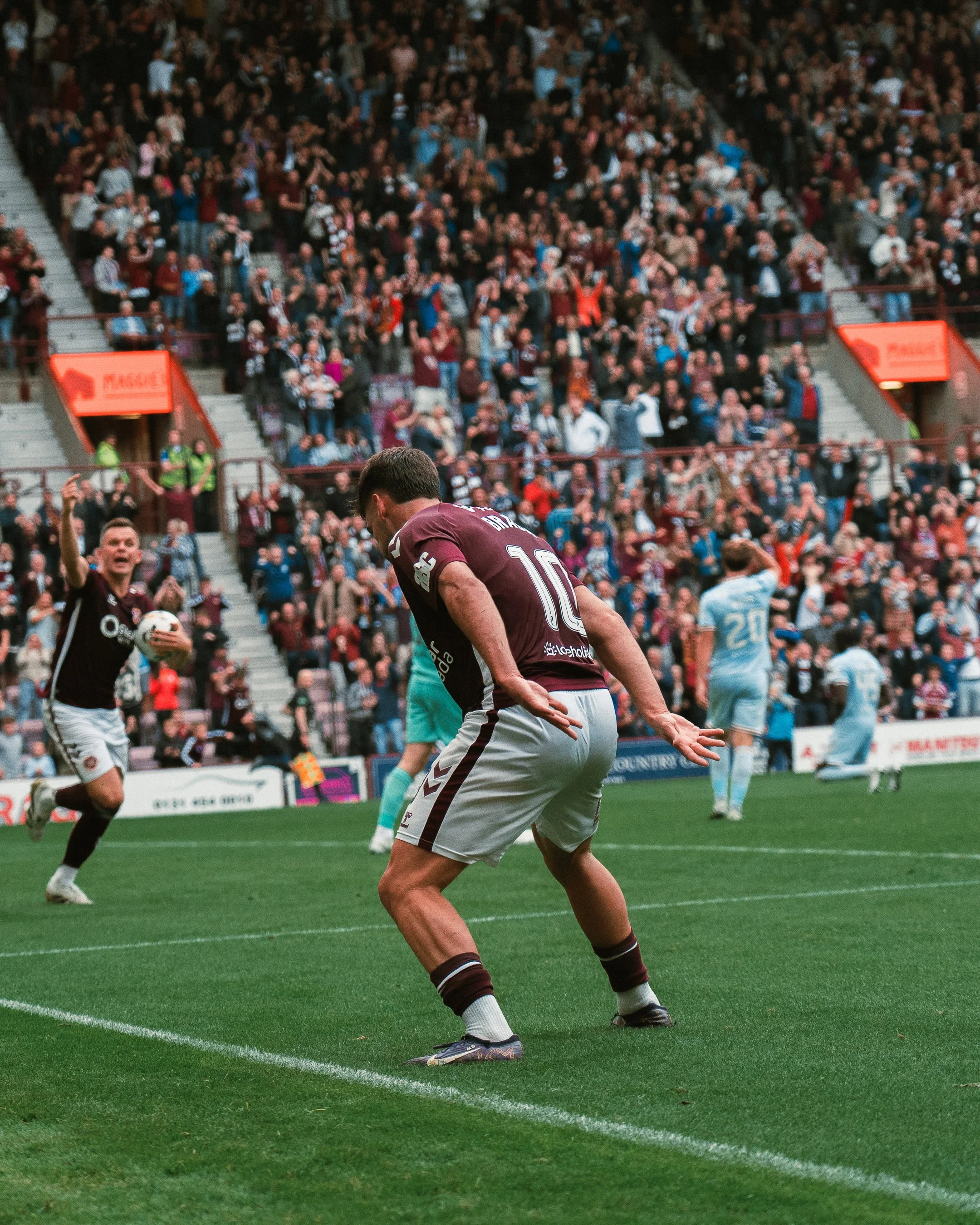 Braga celebrate-10.jpg