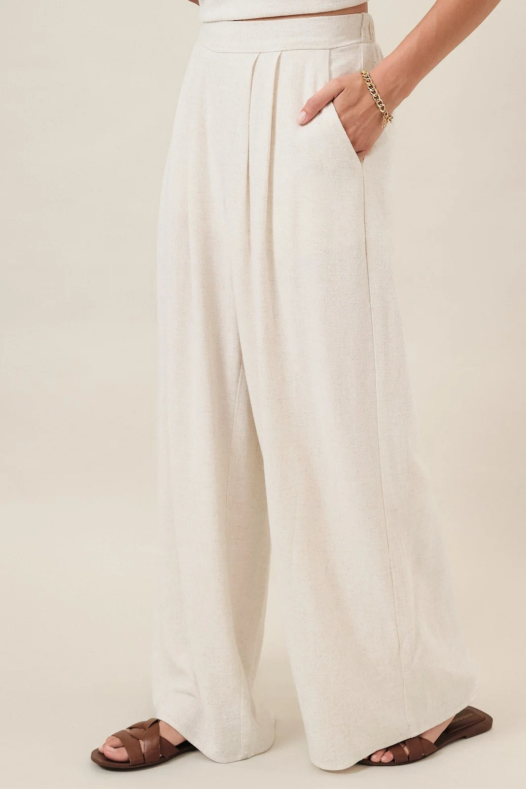 Pleated Detail Wide Leg Pants 12.jpg