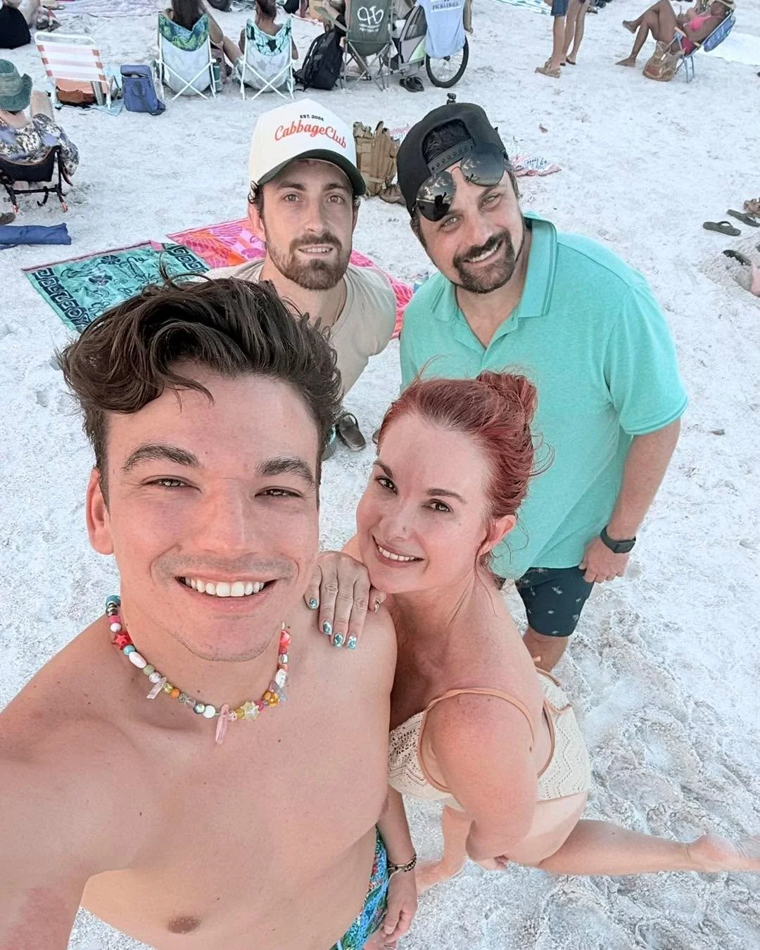 Beach getaway with friends in St. Pete

☀️ Sandy toes, salty laughs, friends and sun&mdash;your beach in St. Petersburg, Florida is waiting. Escape the routine, bring your crew, and let the waves do the rest.

Text me and we&rsquo;ll craft your perfe