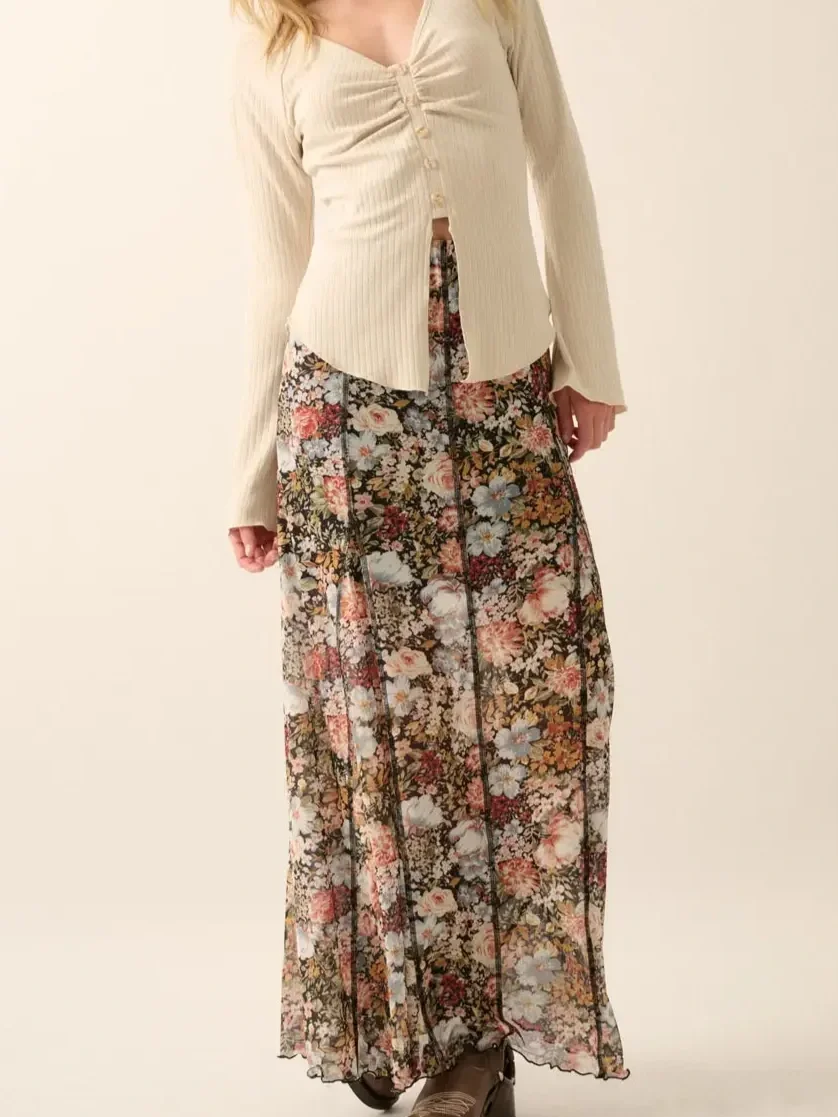 Floral+Skirt+1.webp