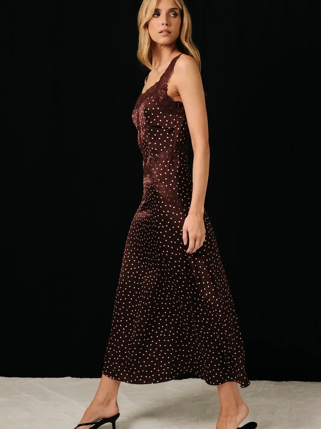 dress 2.webp
