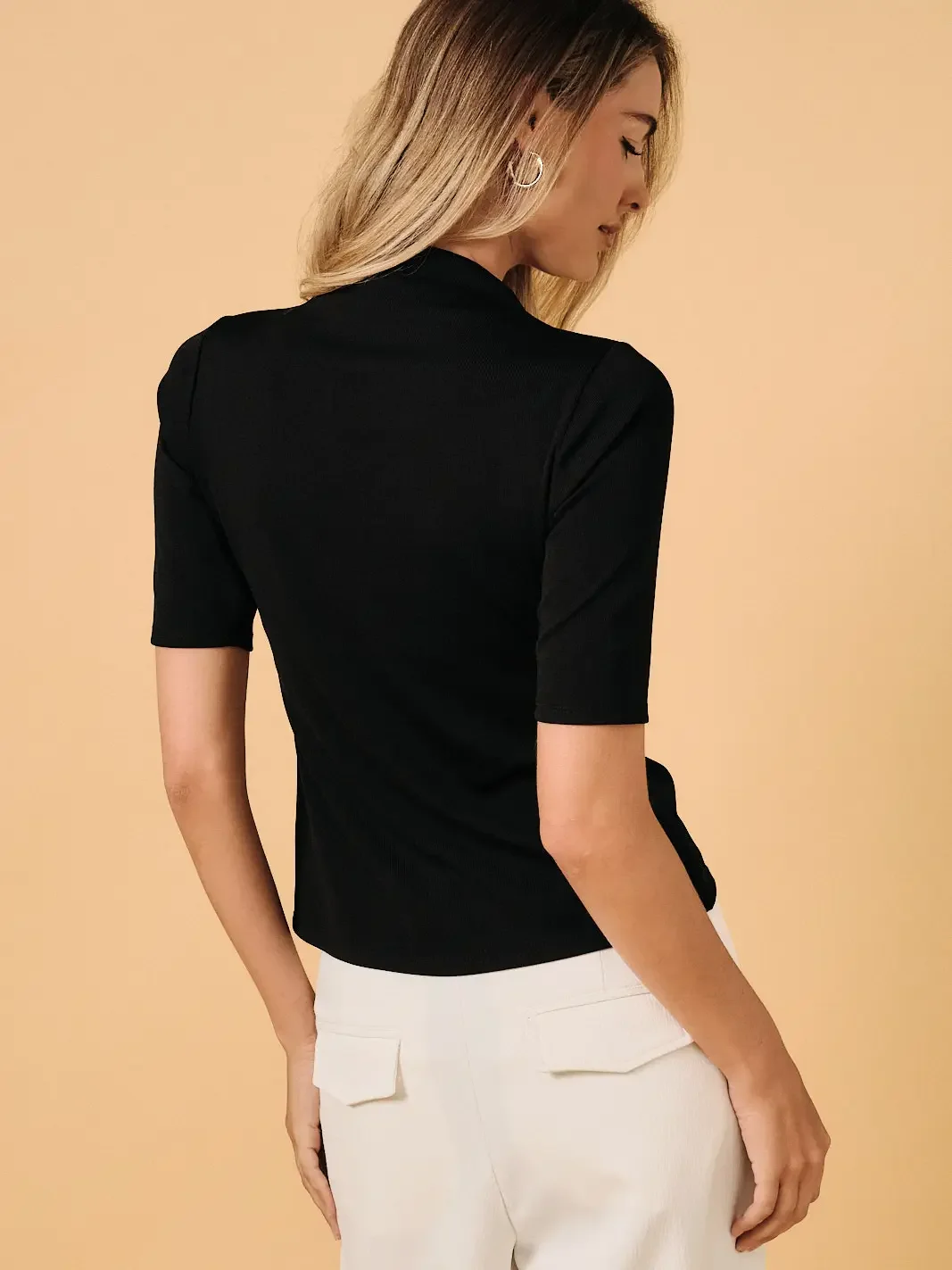 blk blouse 1.webp