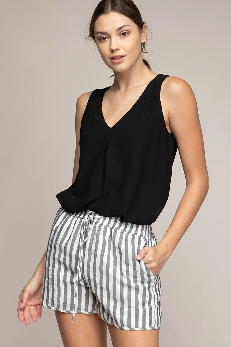 V-neck Tank Top - Black 1.jpg
