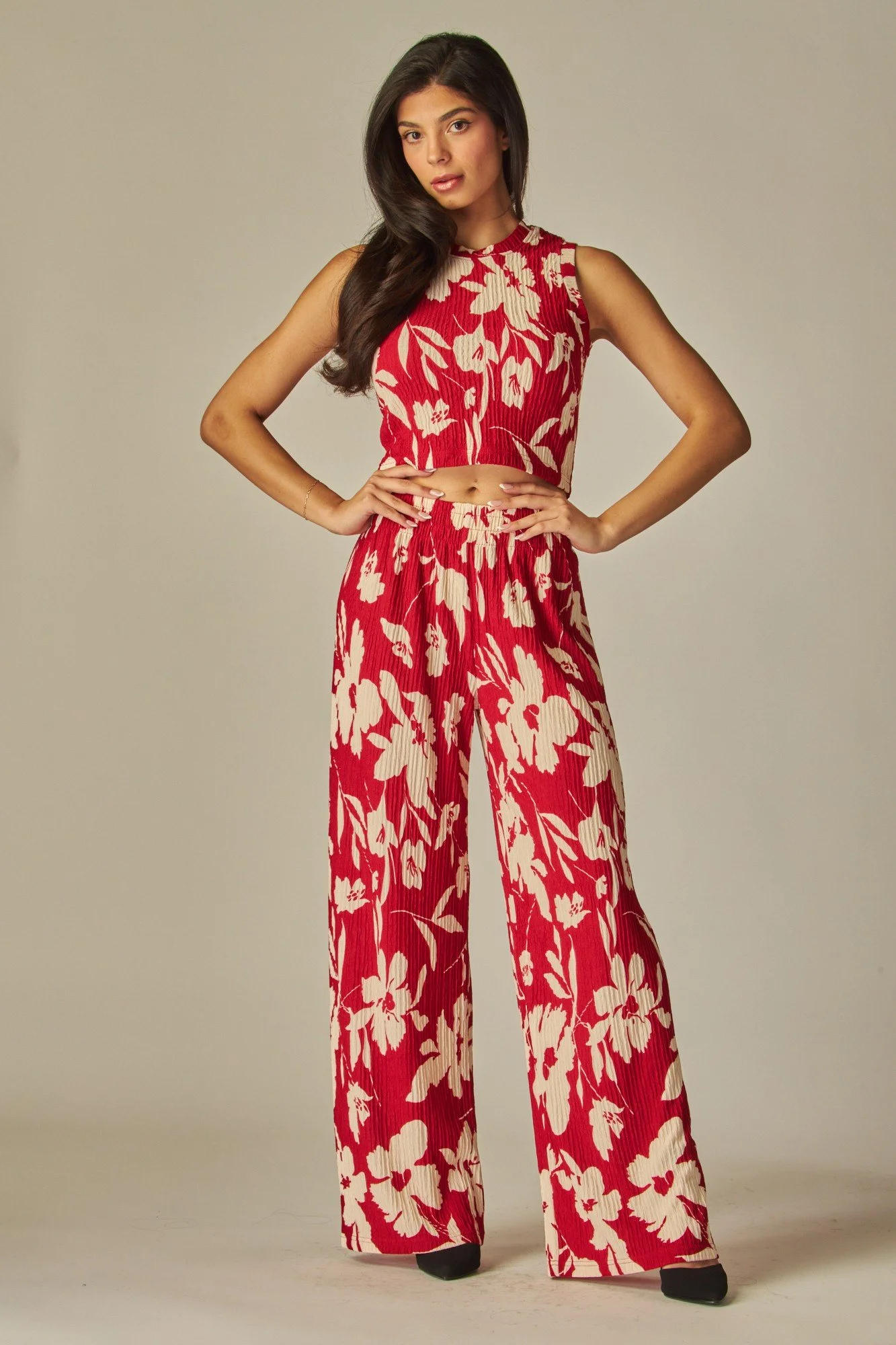 The Solara Plissé Set - Red Floral Print