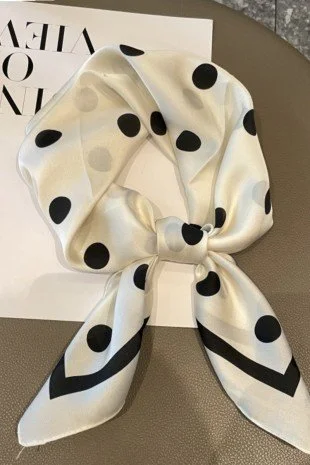 The Riviera Dot Scarf - Black/White