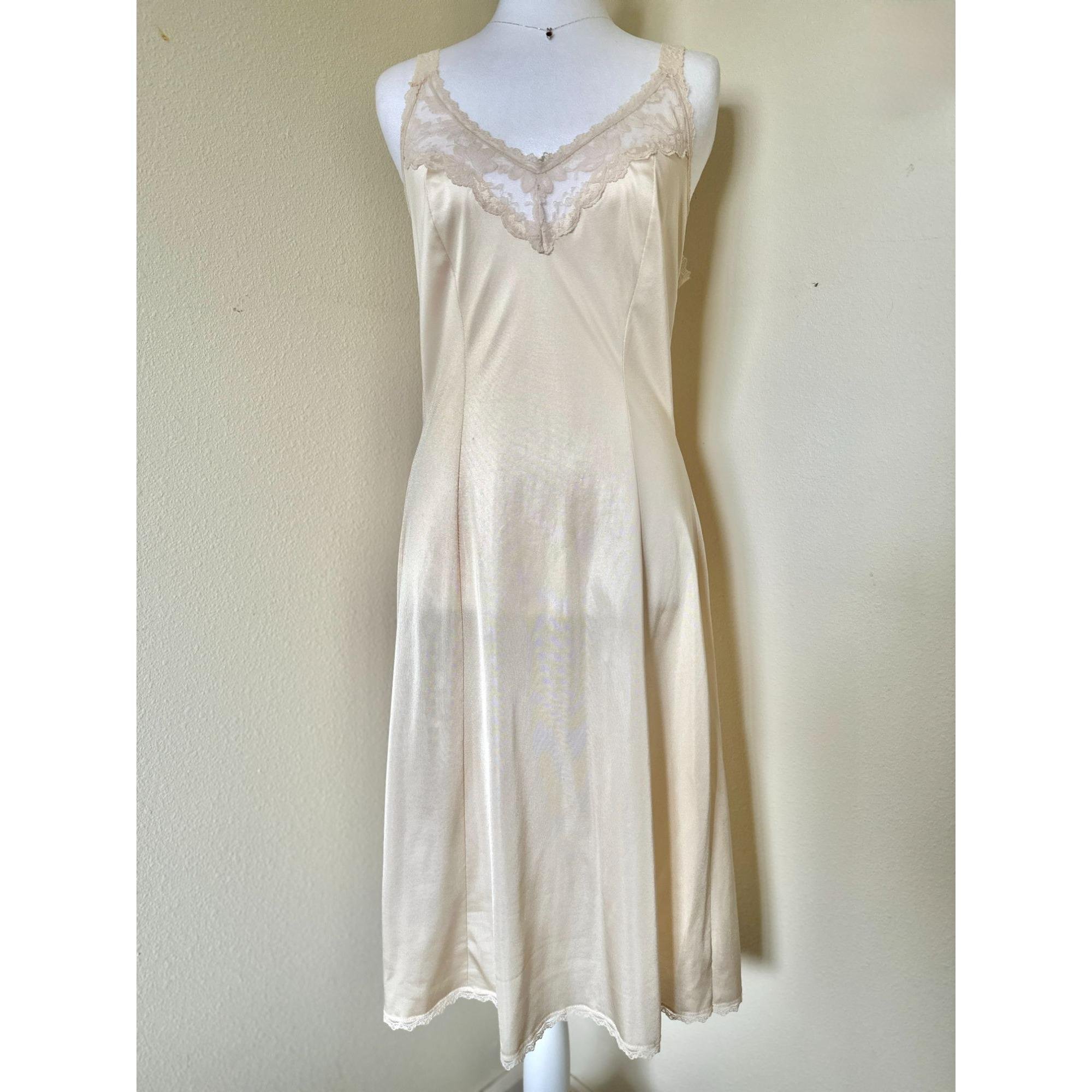 https://i.etsystatic.com/19689212/r/il/e18de9/6758545603/il_fullxfull.6758545603_4lk4.jpg