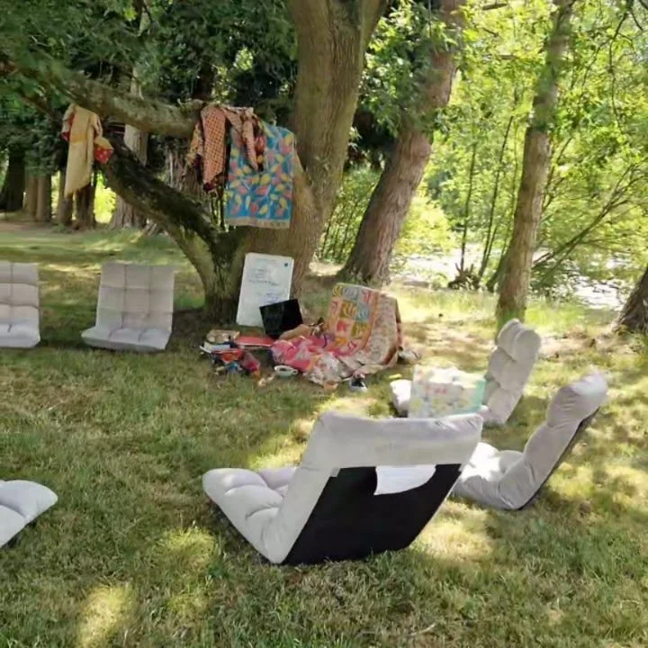 What a fabulous summer Solstice weekend. ☀️☀️☀️

Normally, I would be up in Glasto soaking up the energy of Stone Henge and the sacred land around it but this year I was with my @sacredalchemistalexiaelliott crew learning all things hypnotherapy, div