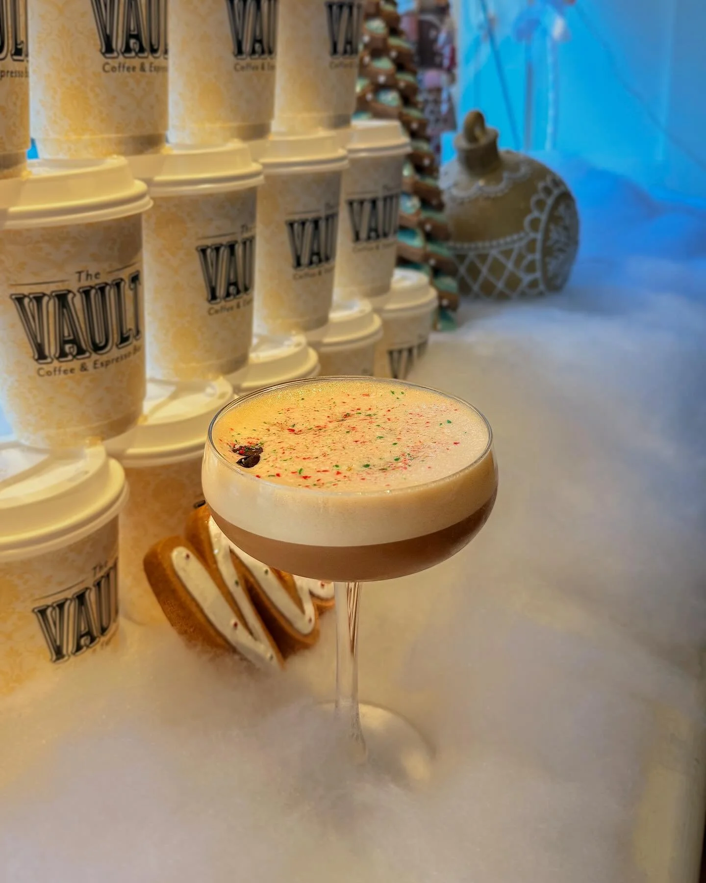 Shaking things up for tomorrow&rsquo;s Sip and Shop event with our Peppermint Espresso Martini ❄️ 🍸 🎄 

Hosting local vendors at The Vault from 6-9pm for our very own magical little Christmas market December 5th and 12th. See you there - the more t