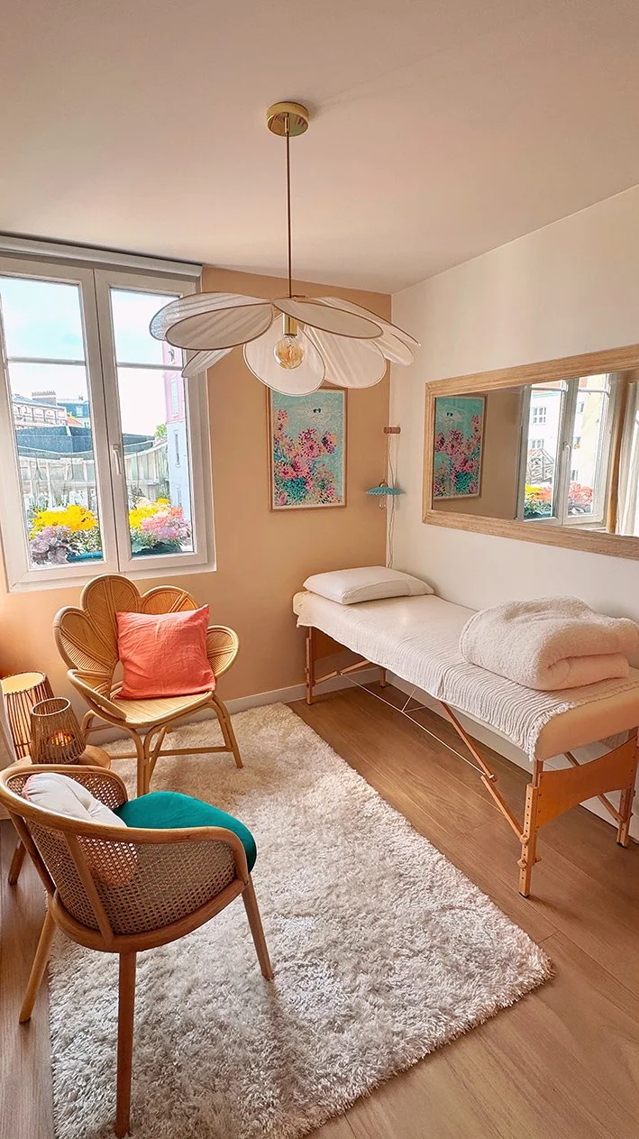 Cabinet de Claire Maoui à Clichy — Espace de soins énergétiques et coaching