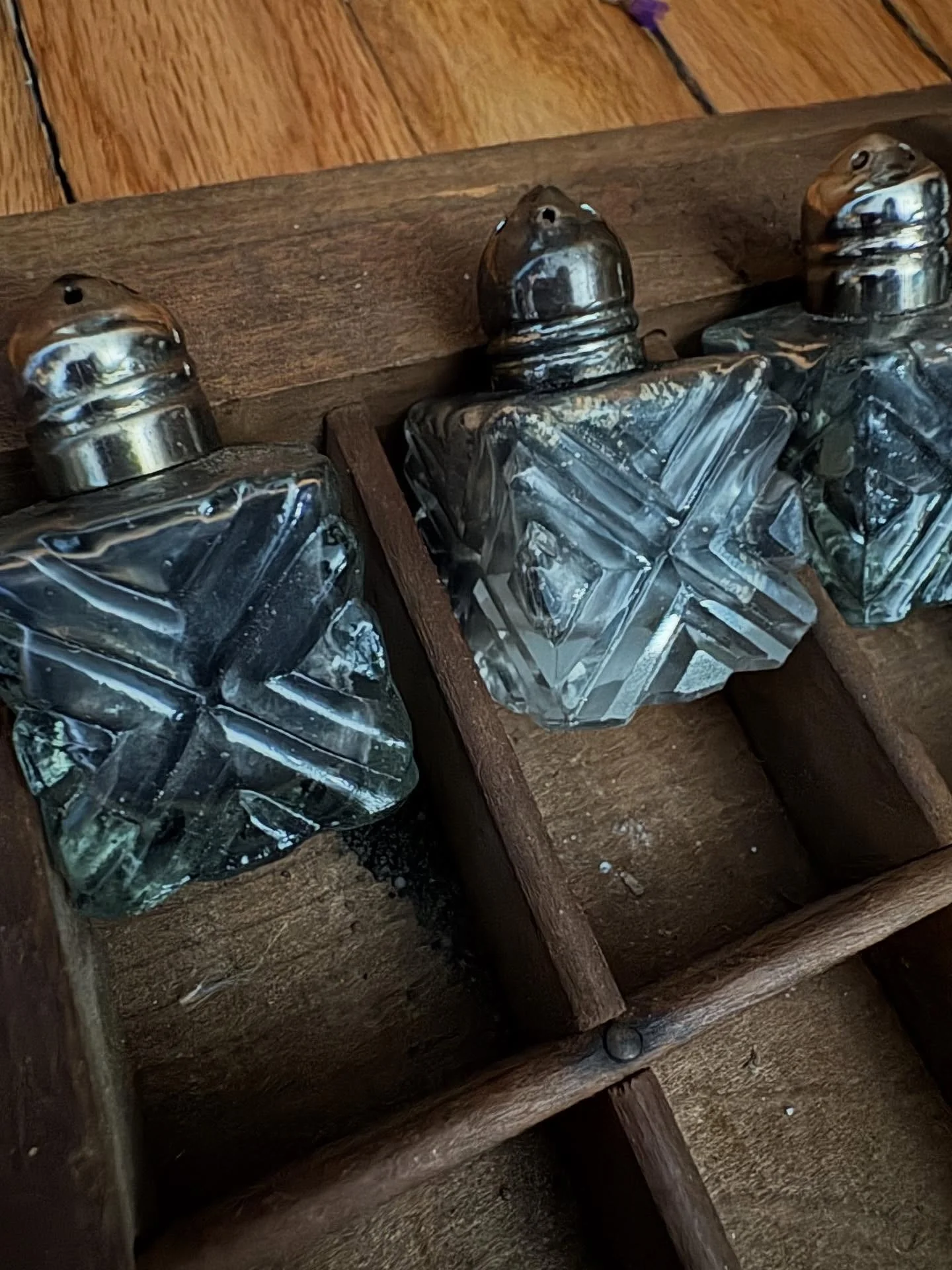 🌙 Folklore + Uses of Ritual Black Salt 🌙

Across magical traditions, black salt has been used to draw boundaries, banish, and absorb what doesn&rsquo;t belong. A blend of salt, herbs, charcoal or ashes, it&rsquo;s long been part of protection and b