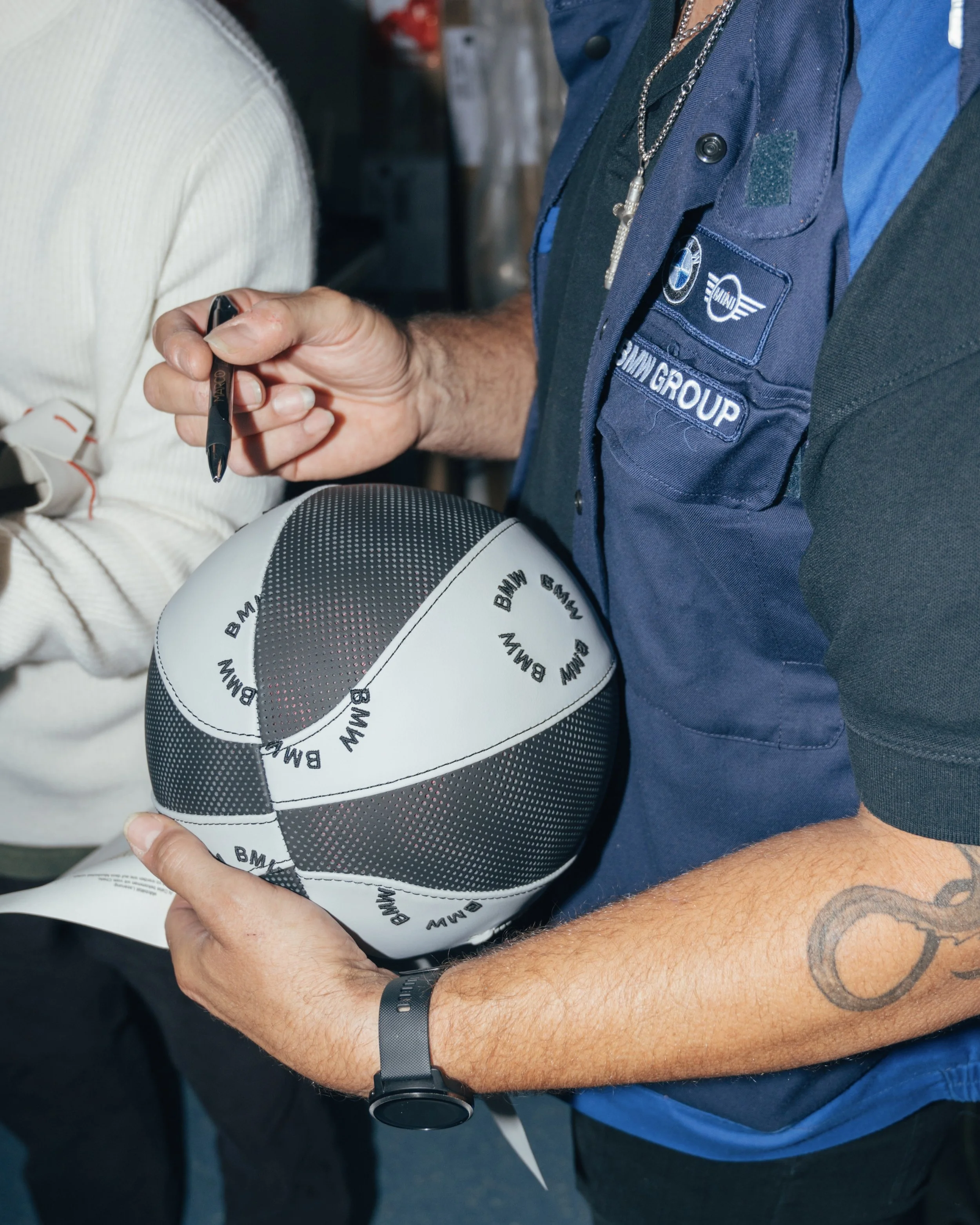 BMW x THATBOII
Basketball Production + Exhibition
Munich, 2024 [2/18]