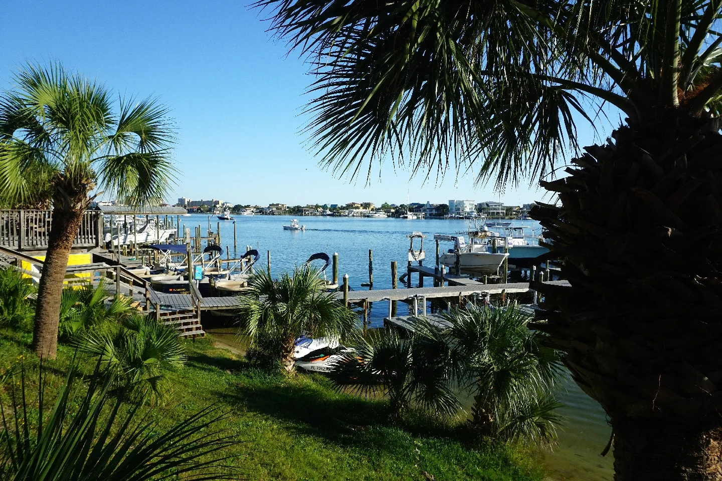 Image of docks in Santa Rosa Beach