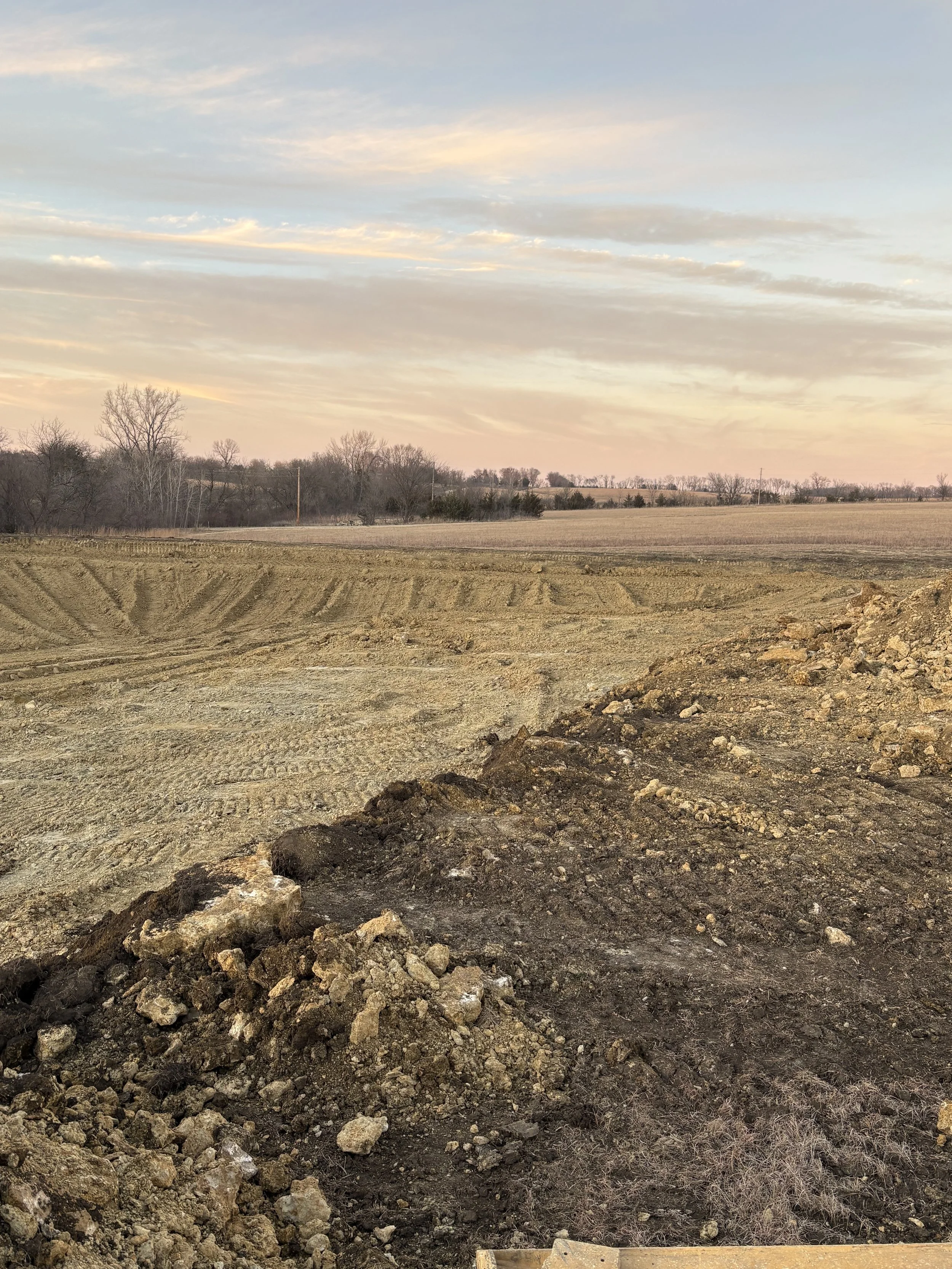 POND MAINTENANCE, REPAIR, AND NEW BUILDS IN KANSAS: HOW TO CHOOSE THE RIGHT SOLUTION FOR YOUR PROPERTY