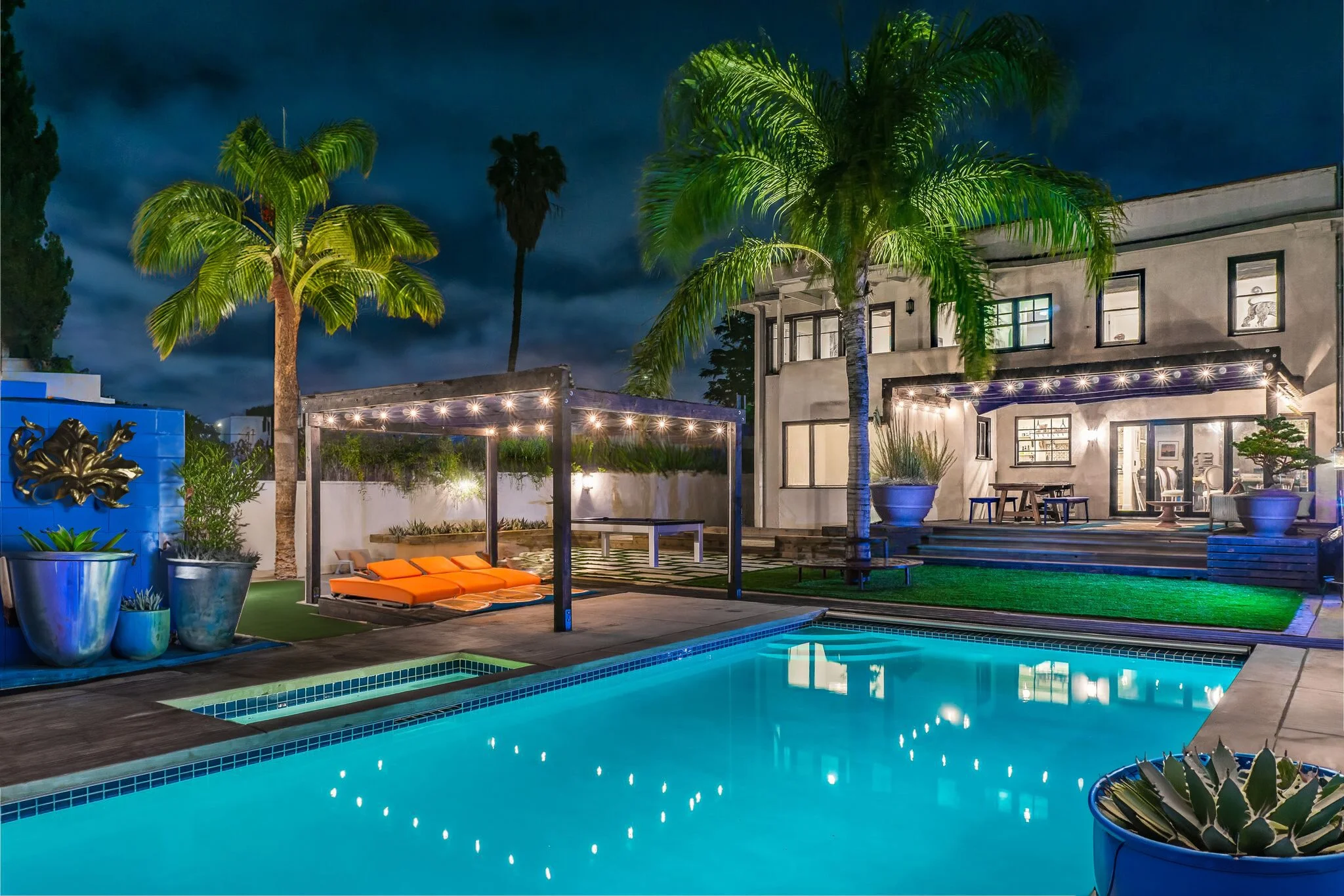 W Hollywood Party Living