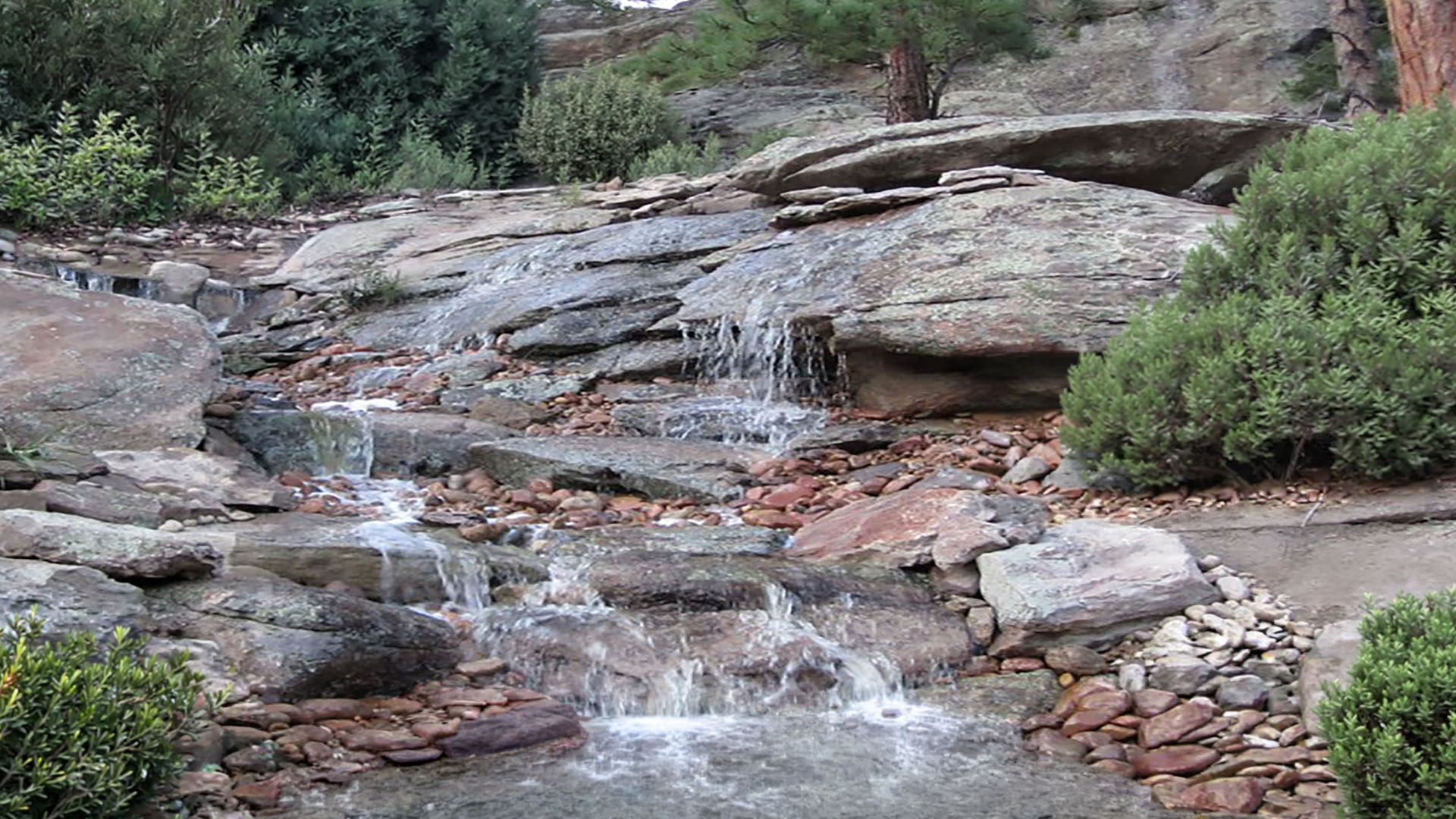 Hume waterfall 3.png