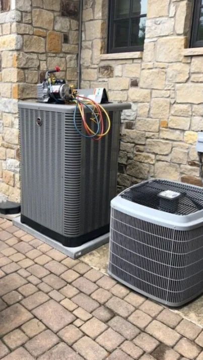 Residential air conditioning unit serviced by Morris Heating & Air