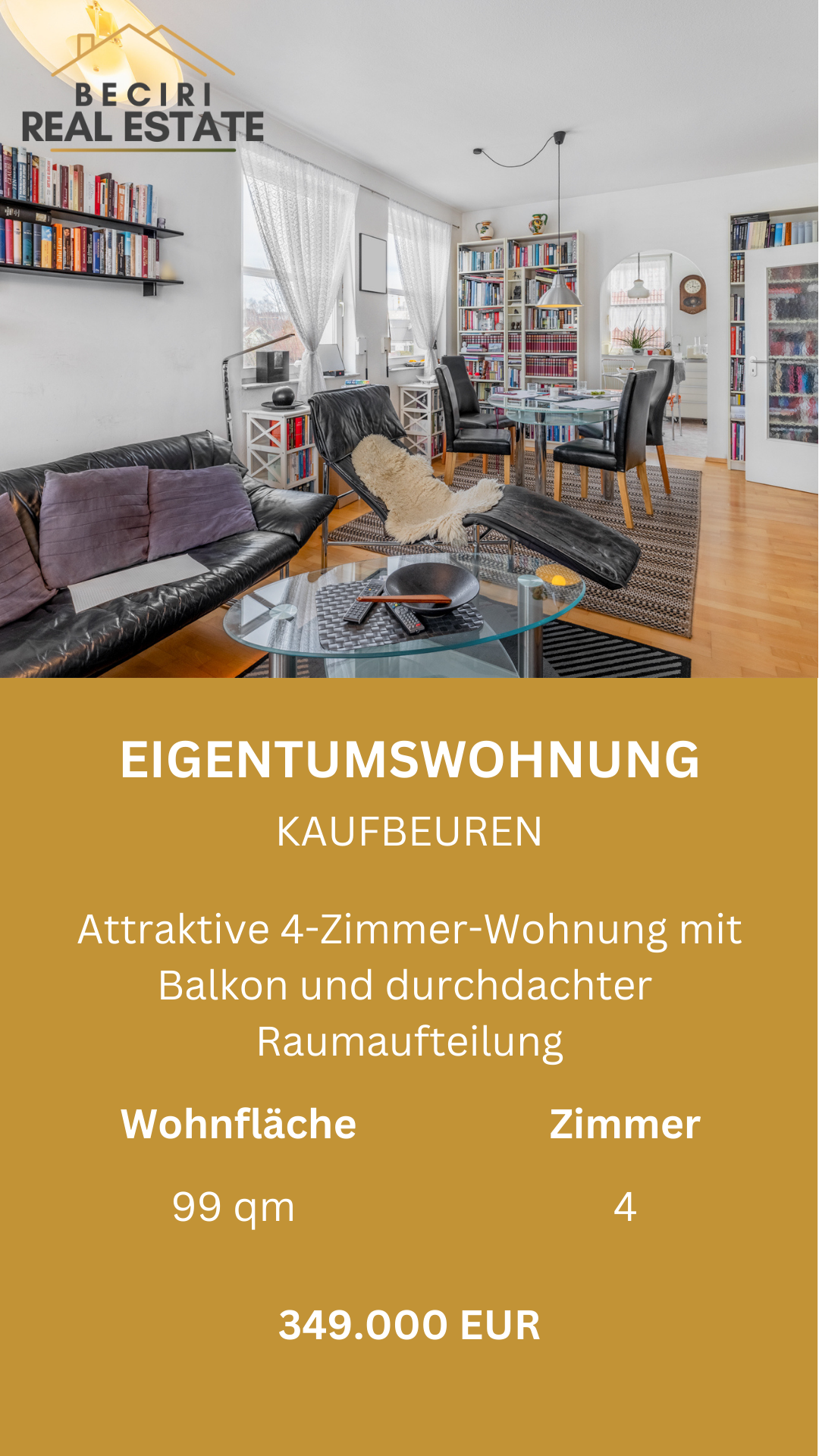 Wohnzimmer mit Sofa, Sessel, Esstisch und Büchern. Text über Immobilie in Deutsch. Eigentumswohnung, 99 qm, 4 Zimmer, Preis 349.000 EUR.