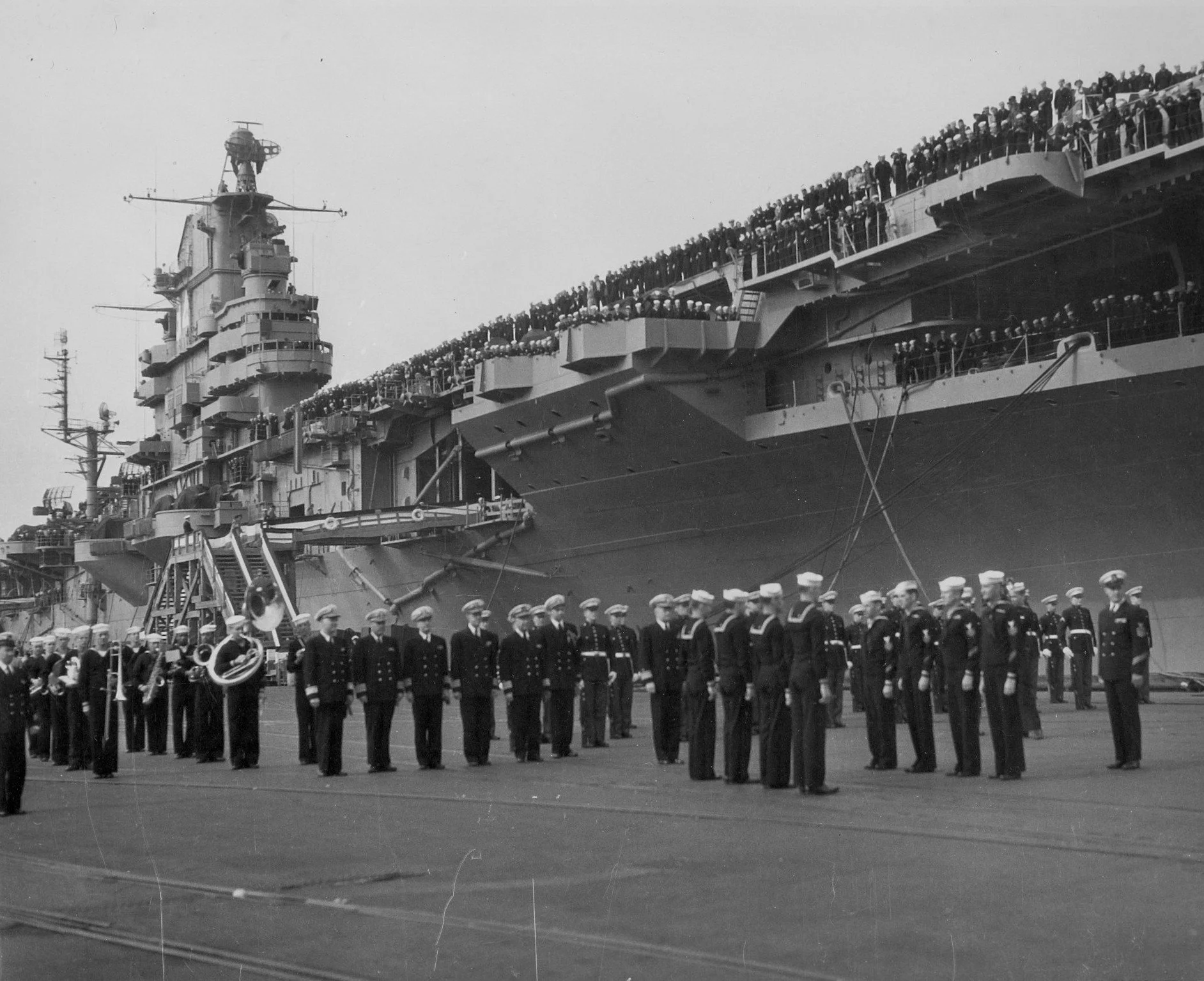USS_Oriskany_commissioning_1950.jpg