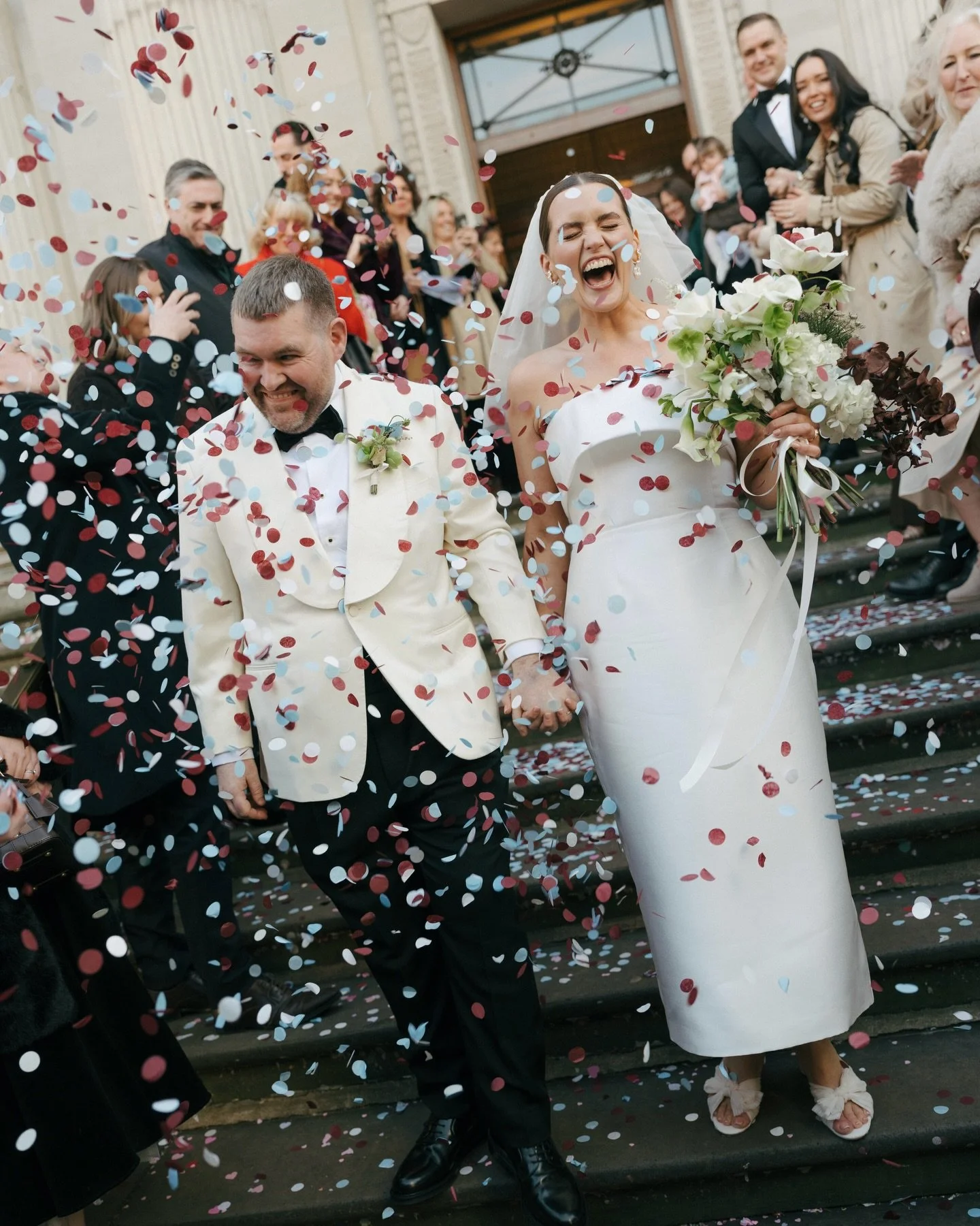 A modern bridal bouquet 
with whites, greens and rich brown orchids 🤎

Congratulations C&amp;N
and thank you for trusting us with your wedding flowers!

Beautiful work @georgiasmithphotography
Thank you for capturing the bouquet.

@rohaflower_shop 
