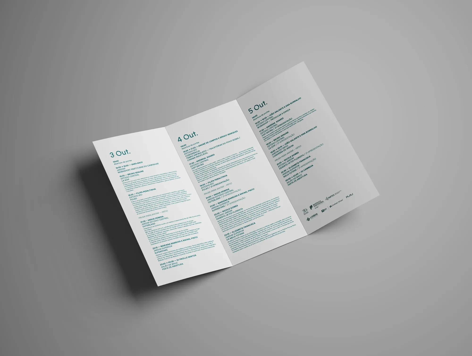 Folheto de programação com lista de eventos por datas em outubro, contendo nomes, horários e locais das atividades.