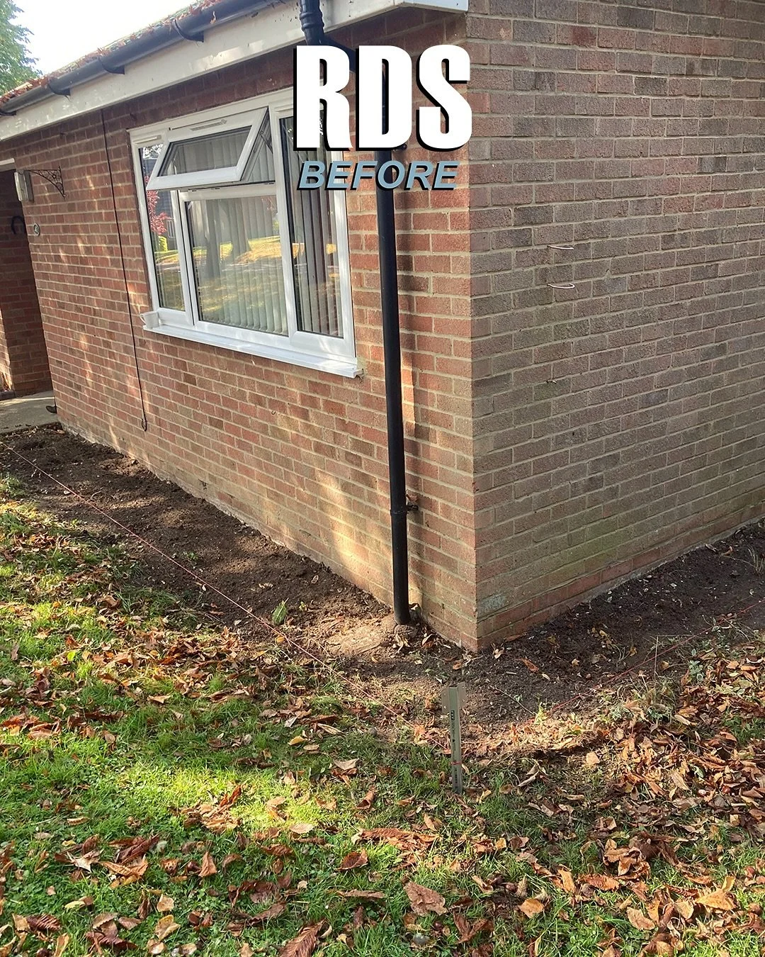 💬 Why Called: Called to a retirement bungalow in south Darenth as the occupant was struggling to manage the planted borders.

📌 What was done: We removed all of the plants and shrubs before preparing the ground and laying paving slabs around the pe