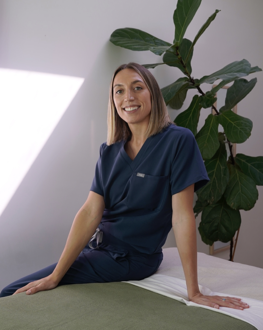 Facial Sculpting &amp; Cupping