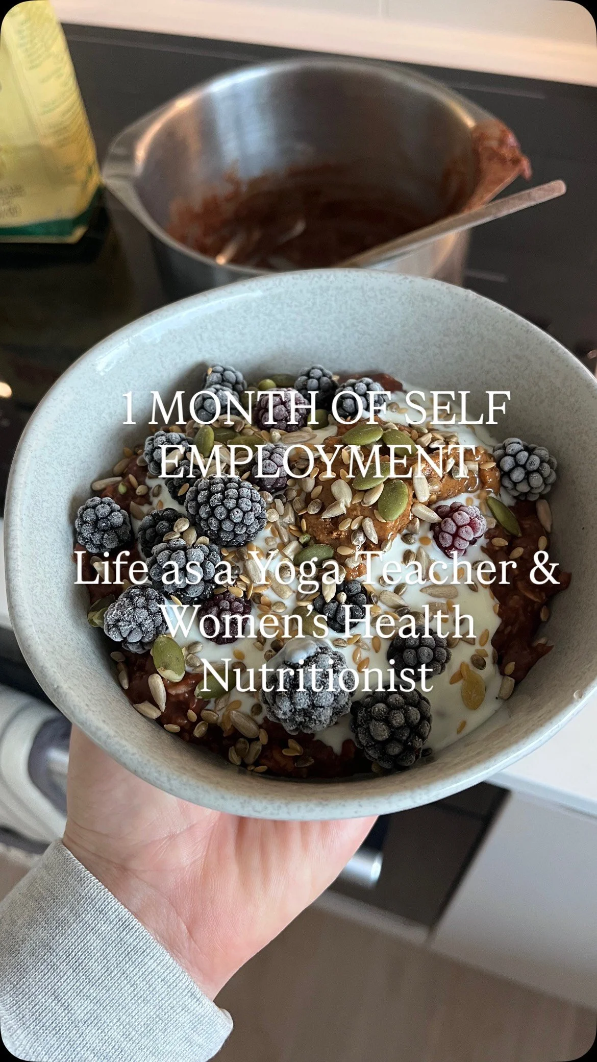 1 month in of self employment and what a journey it’s been already!
What I specialise in supporting people with:
- hormonal ups and downs (menopause, thyroid)
- fatigue, low energy
- anxiety, low mood, poor sleep & stress
What I’v